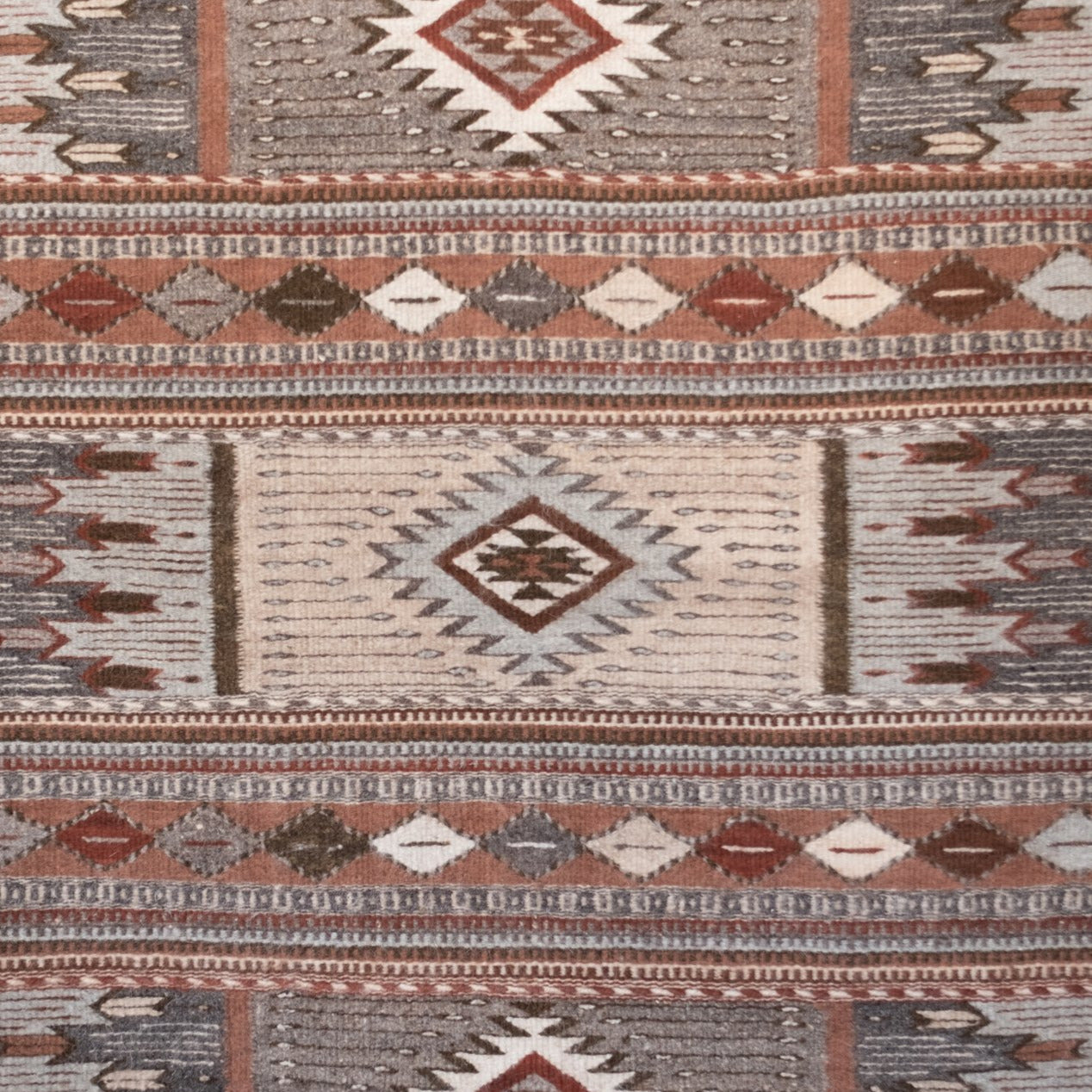 Handmade Naturally Dyed Wool Rugs 2.5' x 5' - Traditional Mexican Weaving by La Cúpula Rug Gallery & Demetrio Bautista Lazo - Perfect for Boho Living Room, Bedroom Decor & Cozy Home Accents