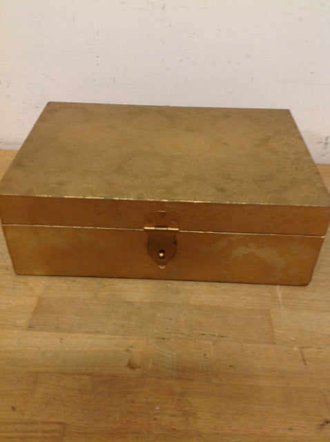 12K Gold Decorative Jewelry Box - Elegant Gift Box for Rings, Necklaces & Keepsakes | Perfect for Weddings, Anniversaries & Special Occasions