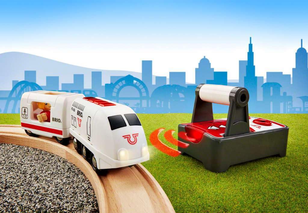 BRIO 63351000 Remote Control Train Set for Kids - Electric Toy Train with Wireless Remote - Perfect for Travel, Birthday Gifts & Indoor Playtime Fun