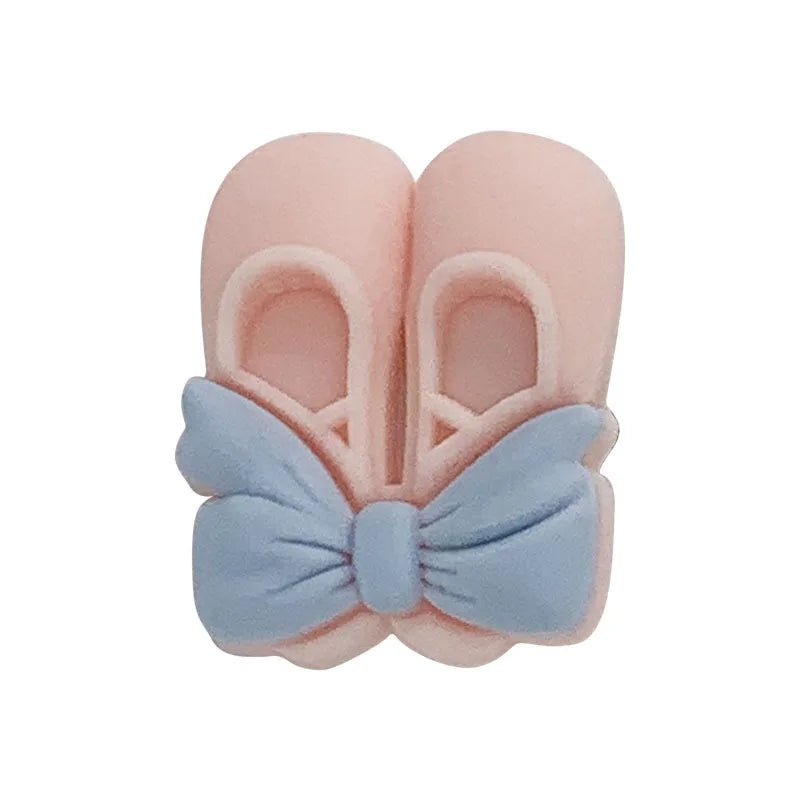 1Pcs Cute Pink Shoe Charms Pin for Crocs - DIY Shoe & Wristband Accessories for Women & Kids - Perfect for Party, Christmas Gifts & Everyday Decoration