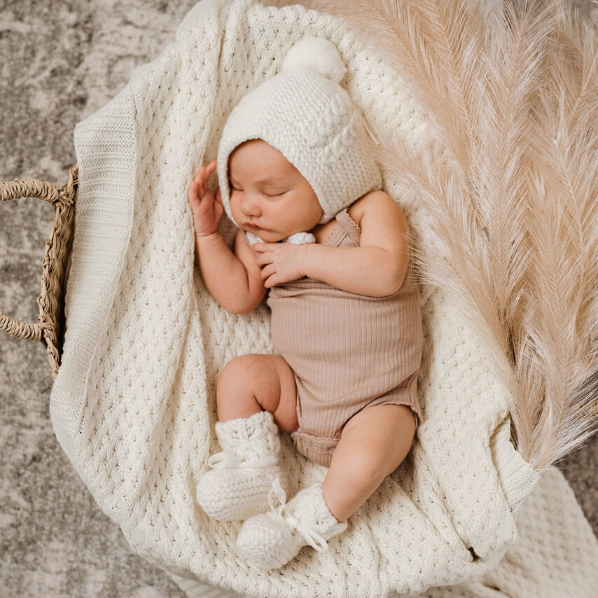 Snuggle Hunny Merino Wool Bonnet & Booties Set for Baby - Ivory | Soft & Warm Newborn Winter Accessories for Photo Shoots & Outdoor Adventures
