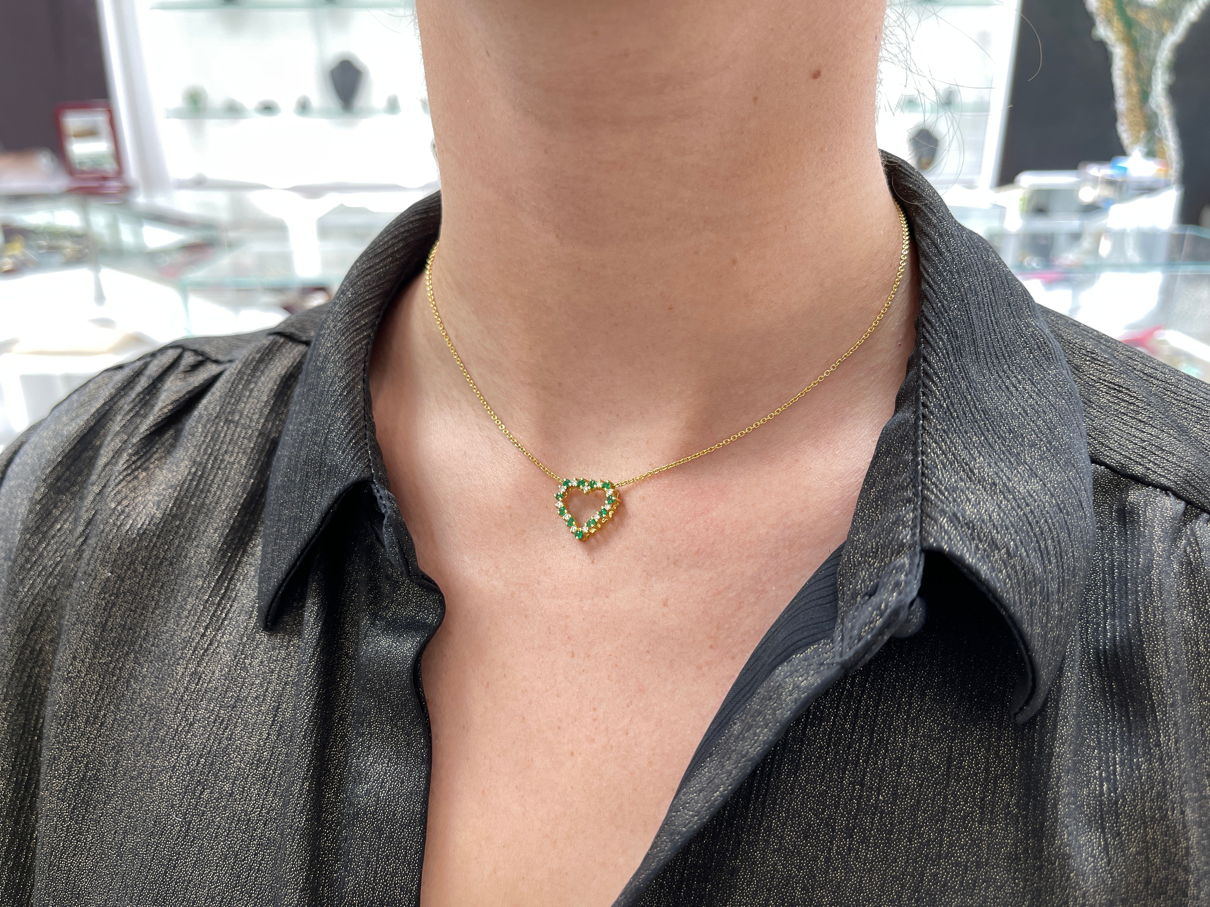 0.55tcw Genuine Emerald & Diamond Heart Pendant Necklace in 18K Gold - Perfect for Valentine's Day Gifts, Anniversary Presents & Romantic Occasions