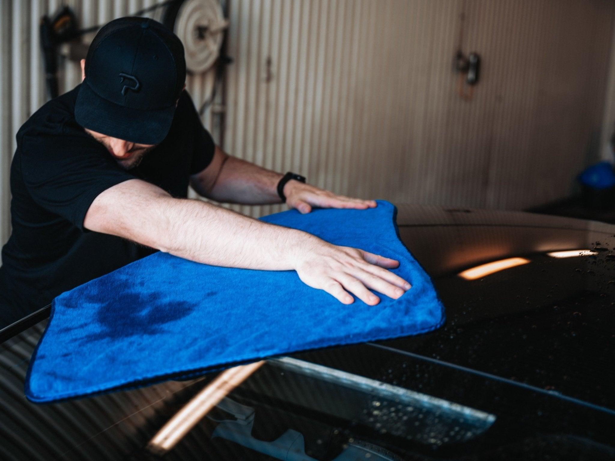 PURE:EST Extra Large Microfiber Drying Towel 24x36 Inches - Super Absorbent Quick Dry Car Detailing, Camping, Beach & Sports Towel for Cars, Boats, Motorcycles