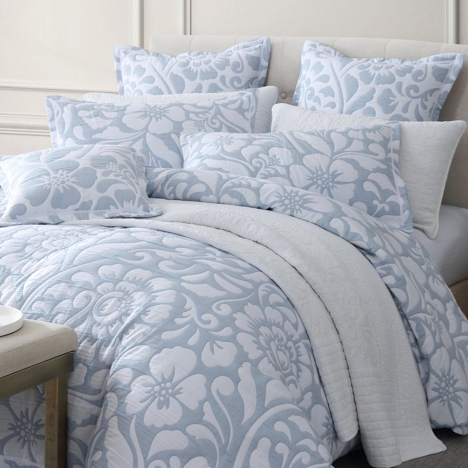 Private Collection Eleanor Sky Quilt Cover Set - Luxury Bedding for Master Bedroom & Guest Room - Soft Breathable Cotton Queen/King Size