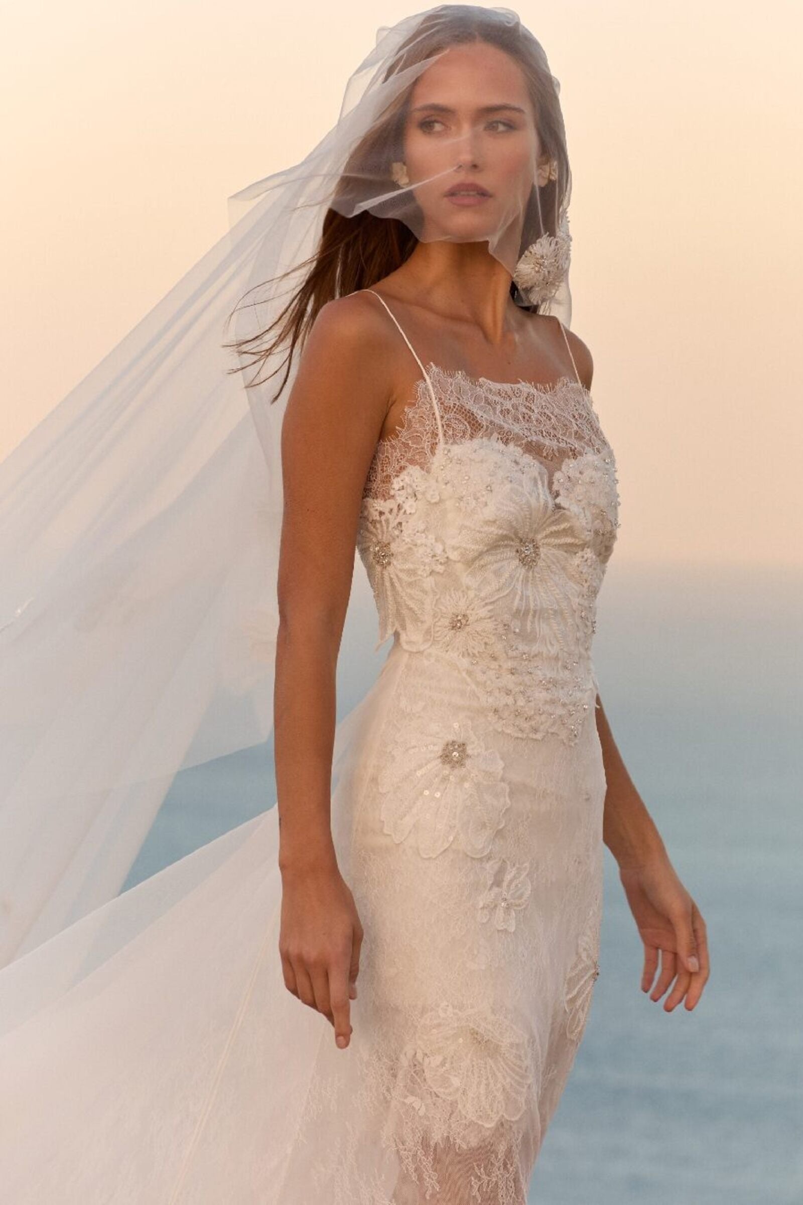 Rosie Veil - Elegant Bridal Wedding Veil with Lace Trim for Bride, Bridesmaid & Special Occasions | Perfect for Church Ceremonies, Photos & Romantic Events