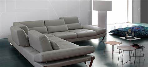 Nicoleti Evan Leather Sectional Sofa with Push Back Recliner - Modern Luxury Living Room Furniture for Home Theater & Family Gatherings