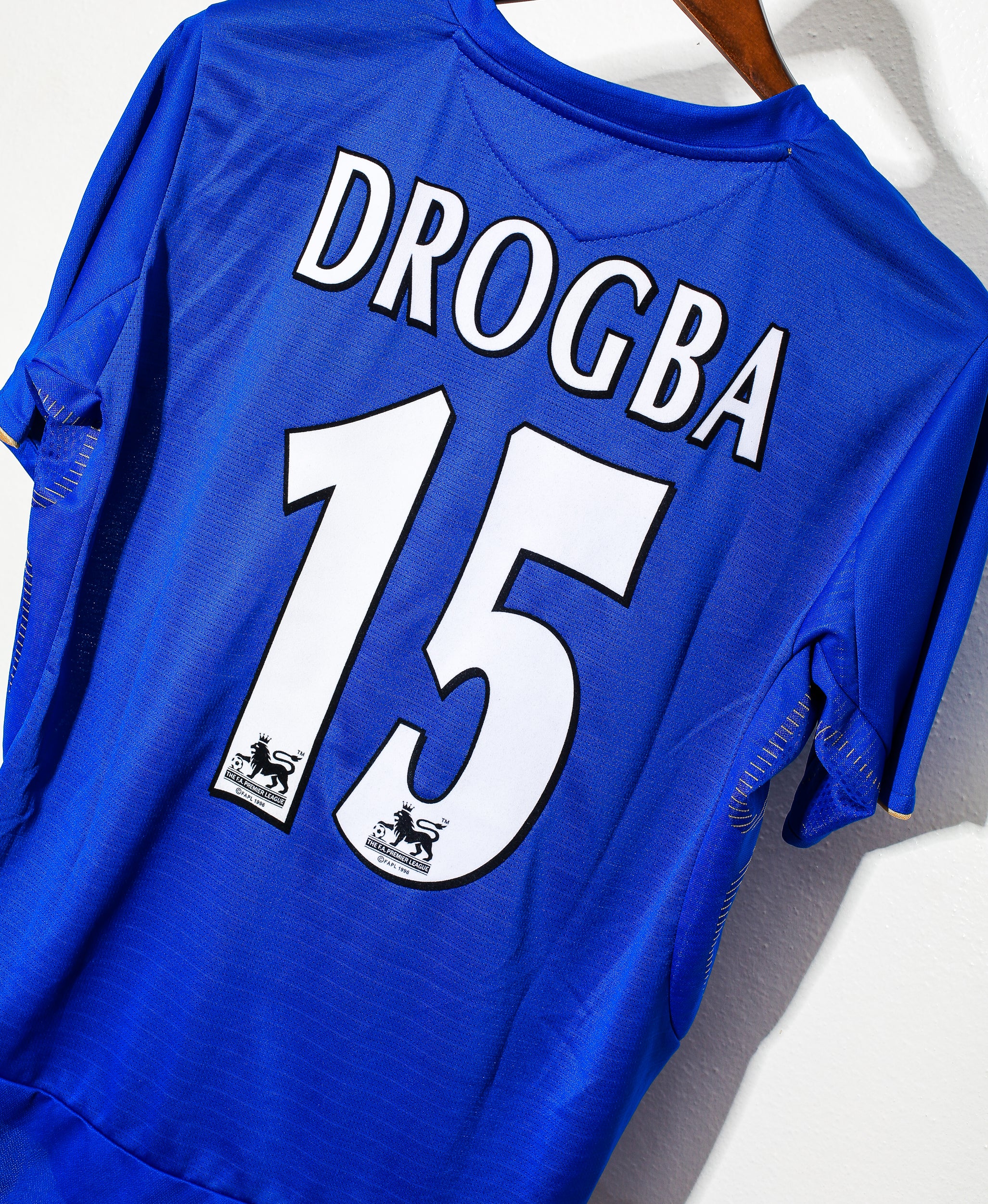 2005 Chelsea FC Home Jersey #15 Drogba - Authentic Men's Soccer Shirt for Fans & Collectors - Perfect for Match Days, Gifts & Sports Memorabilia Display