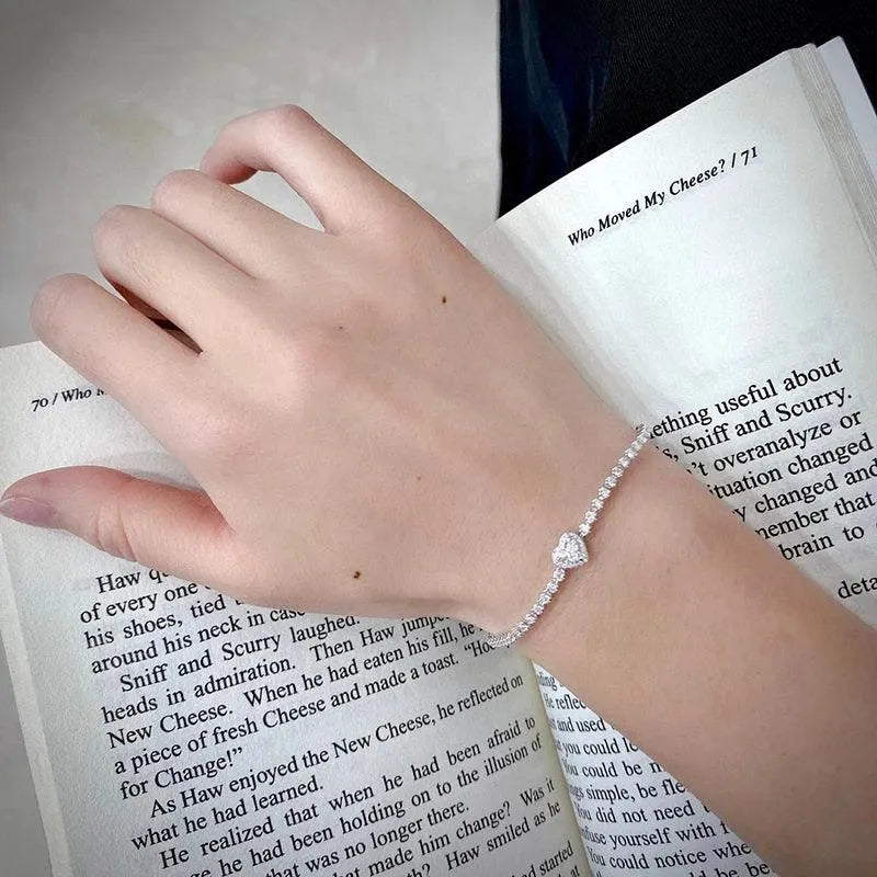 18K White Gold Heart Bracelet with Real Natural Diamonds - Romantic Engagement Jewelry for Women - Perfect for Parties, Anniversaries & Special Occasions