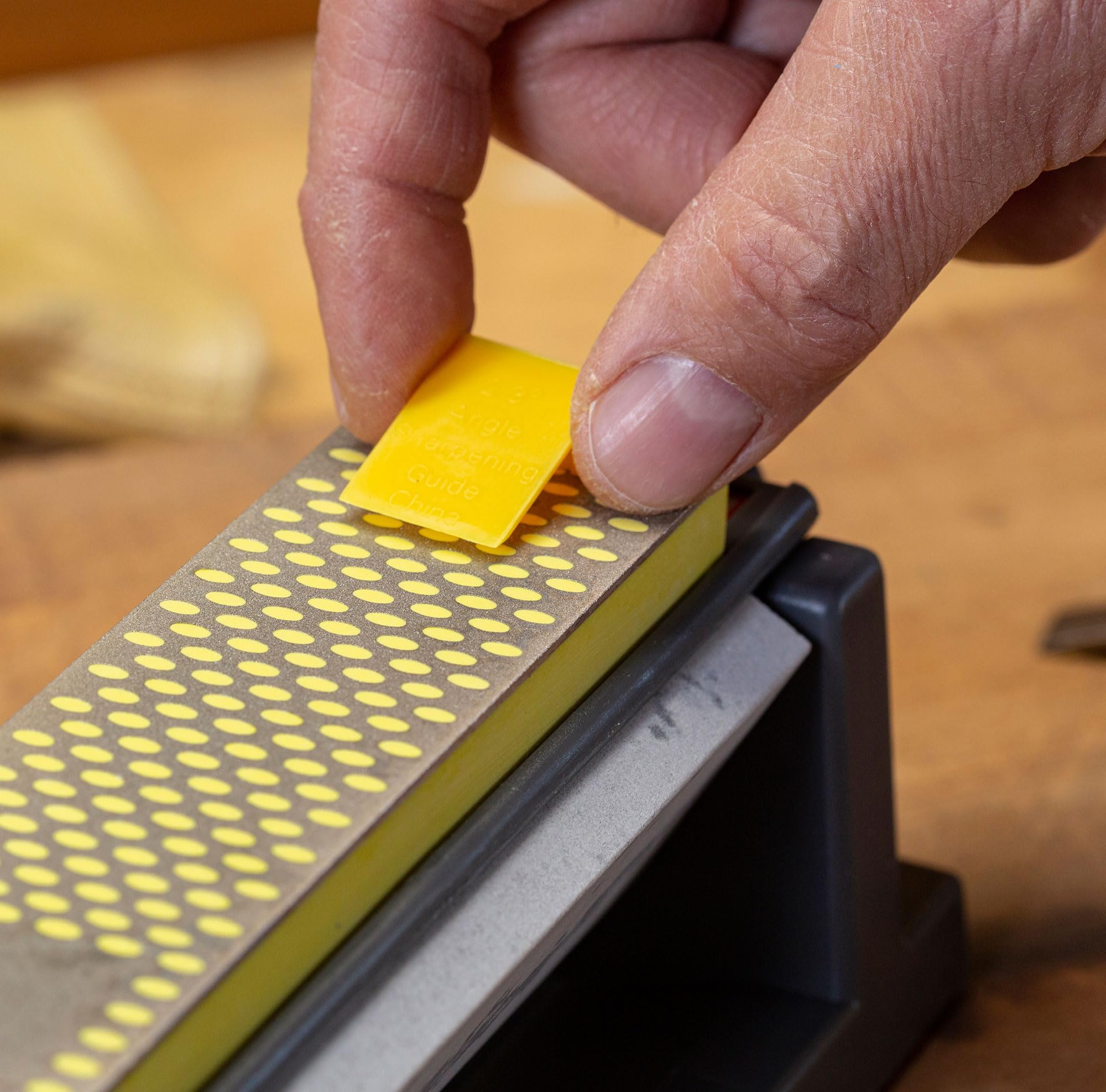 Smith's 50448 6-Inch Diamond Tri-Hone Sharpening Stone System – Grey – Fine, Medium & Coarse Grit Stones – 3-Way Knife Sharpener with Non-Slip Rubber Base – Perfect for Kitchen Knives, Hunting Tools, Fishing Gear & Pocket Knives – Ideal for Home, Camping & Outdoor Use