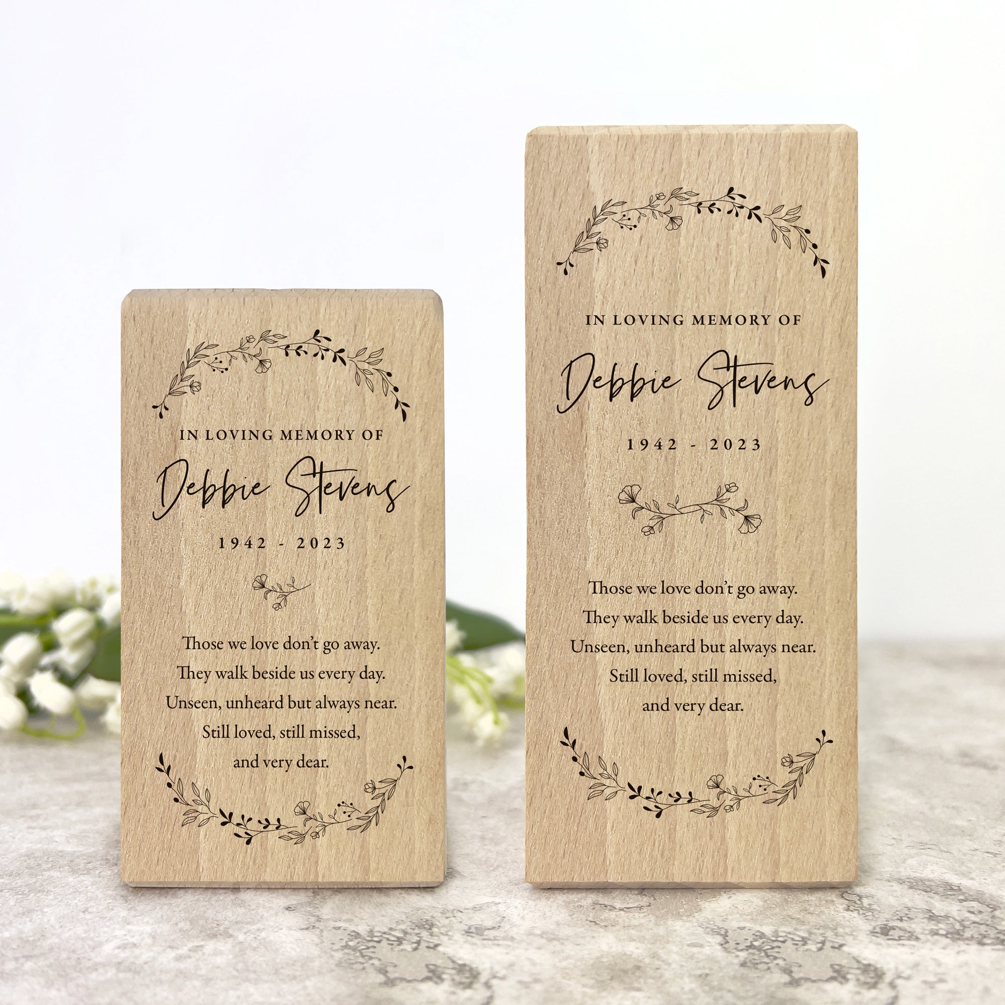 Personalized Solid Wood Memorial Wreath Tea Light Holder - 2 Sizes for Home Decor, Memorial Services & Candle Displays