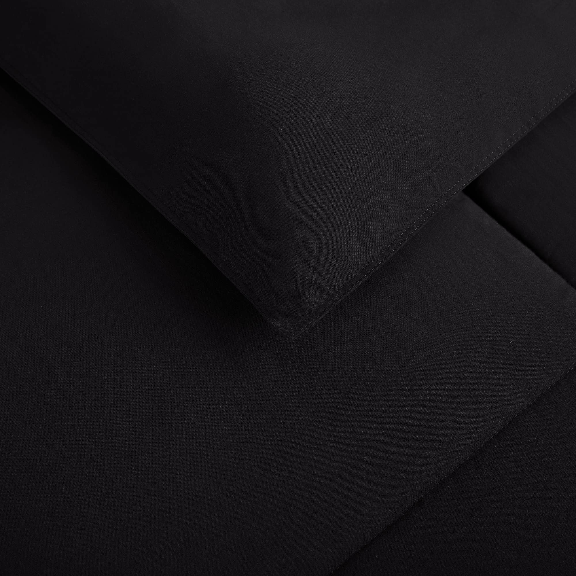 SERTA Simply Clean Ultra Soft Hypoallergenic 3-Piece Comforter Set - Full/Queen Size, Black - Perfect for Allergy Relief & Cozy Bedroom Decor