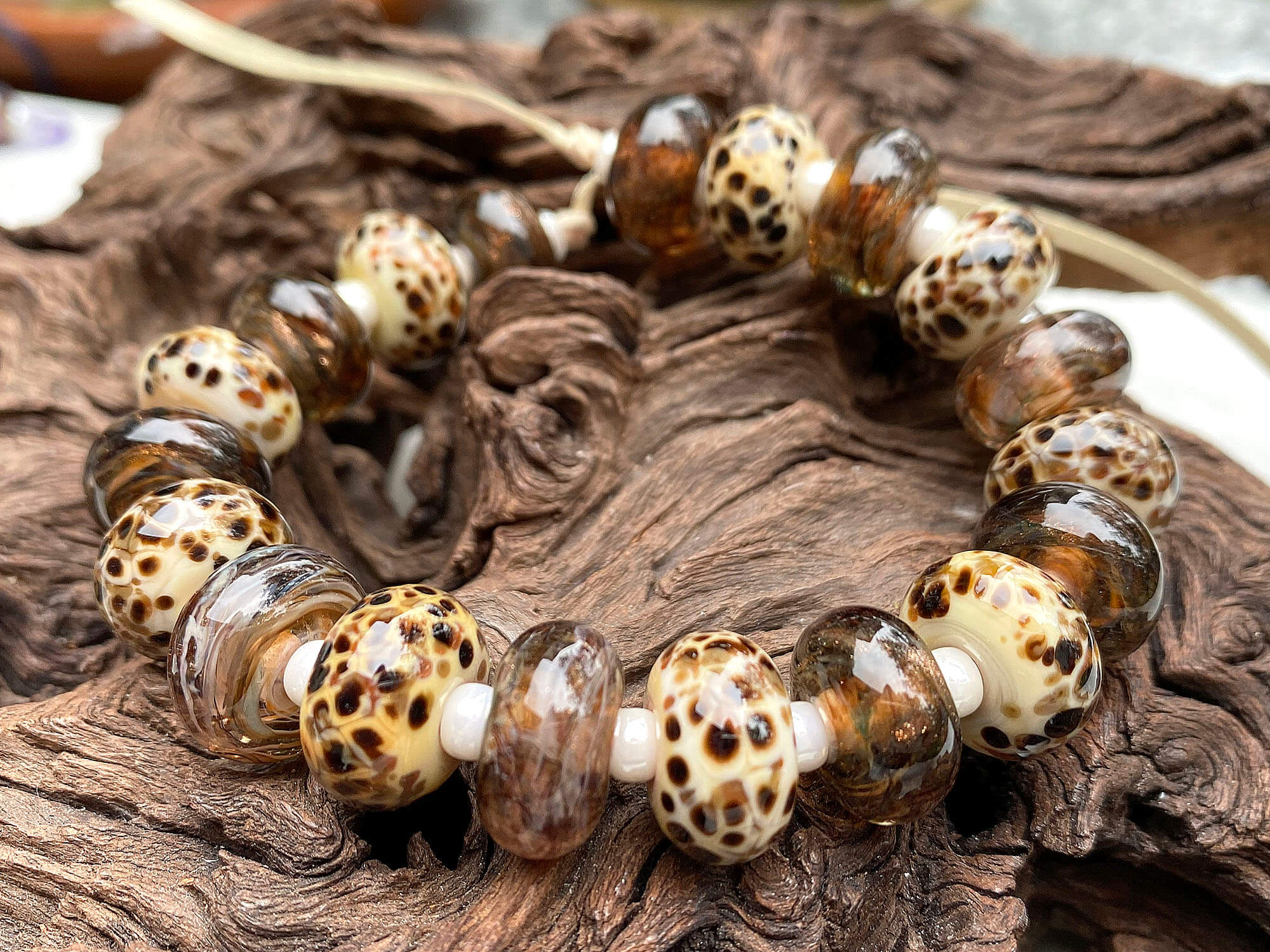 19pcs Leopard Brown Swirls Lampwork Glass Beads for Jewelry Making - DIY Bracelets, Necklaces & Craft Projects