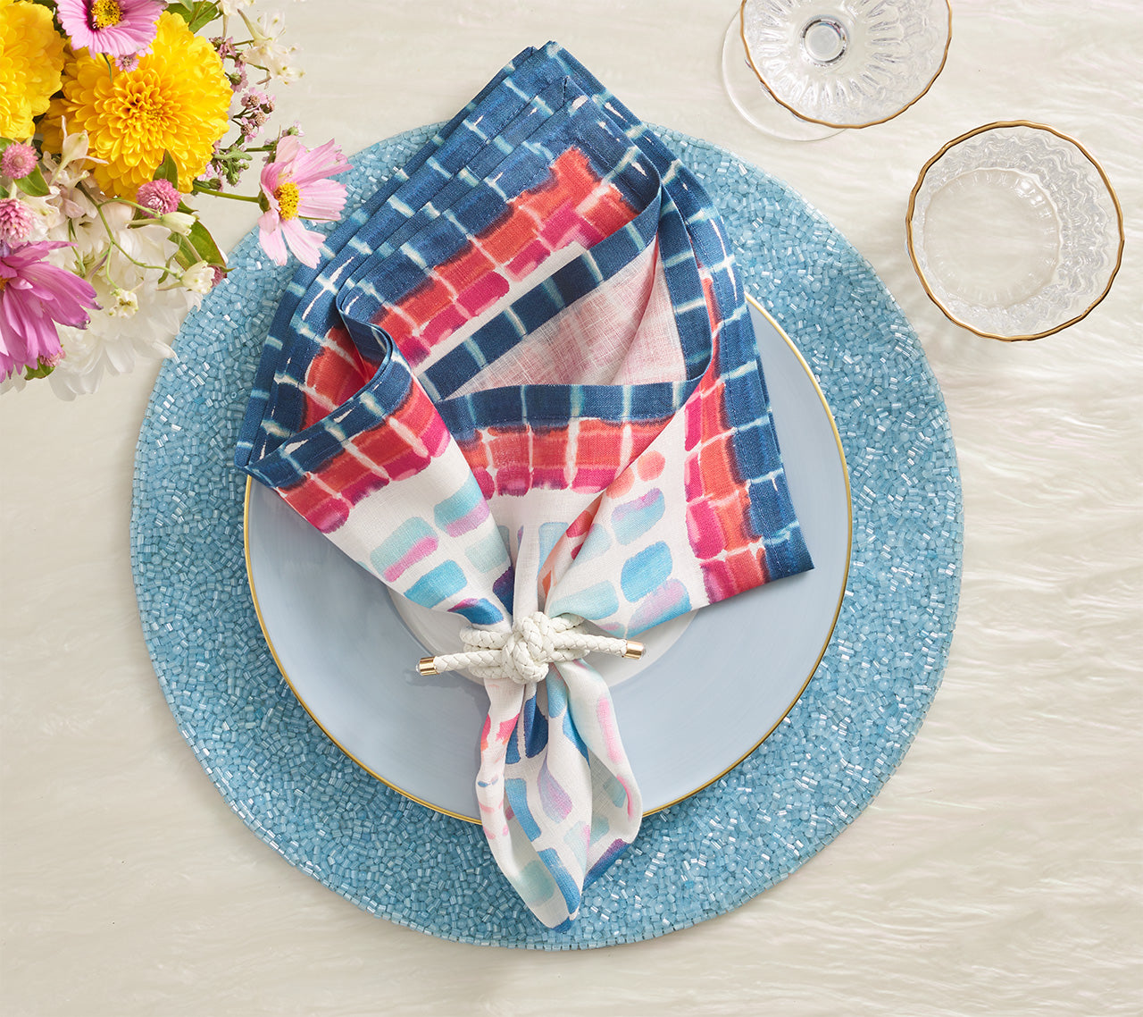 Premium Periwinkle Perennial Placemats Set of 4 - Waterproof & Heat-Resistant for Dining Table, Kitchen, and Outdoor Use