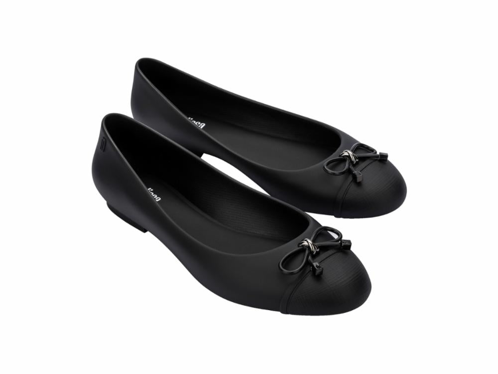 Melissa Women's 32772 Black M Leather Sandals - Comfortable & Stylish Summer Shoes for Walking, Beach & Casual Outfits