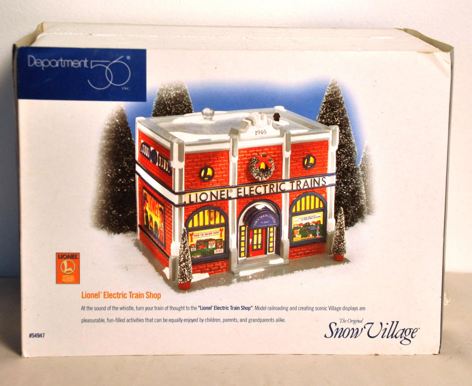 Dept. 56 Lionel Electric Train Set - Collectible Model Train with Realistic Details - Perfect for Holiday Displays, Christmas Villages & Train Enthusiasts