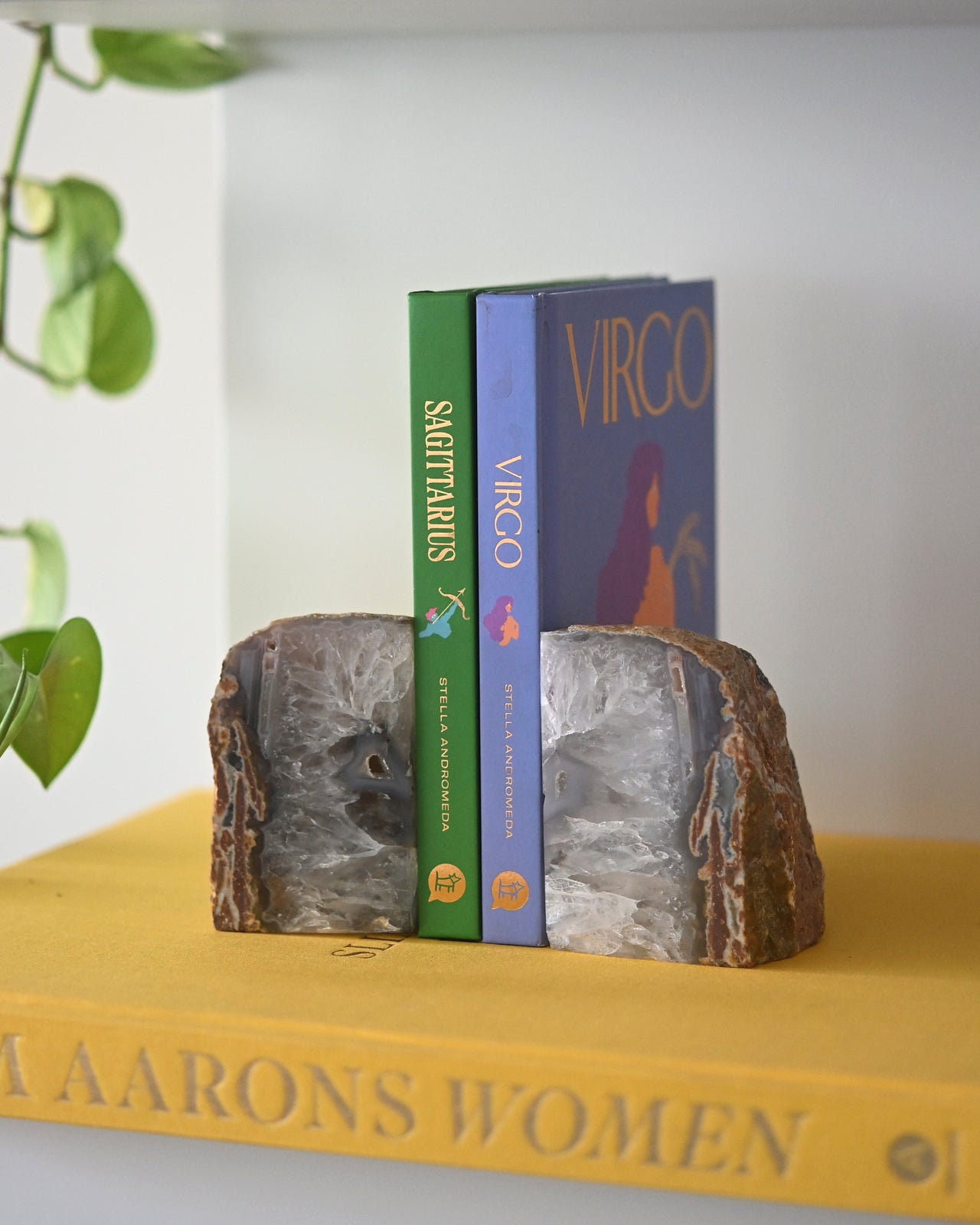 Handcrafted Agate Bookends Set - Natural Stone Book Holder for Shelves, Home & Office Decor - Perfect for Organizing Books, Displaying Crystals & Enhancing Feng Shui