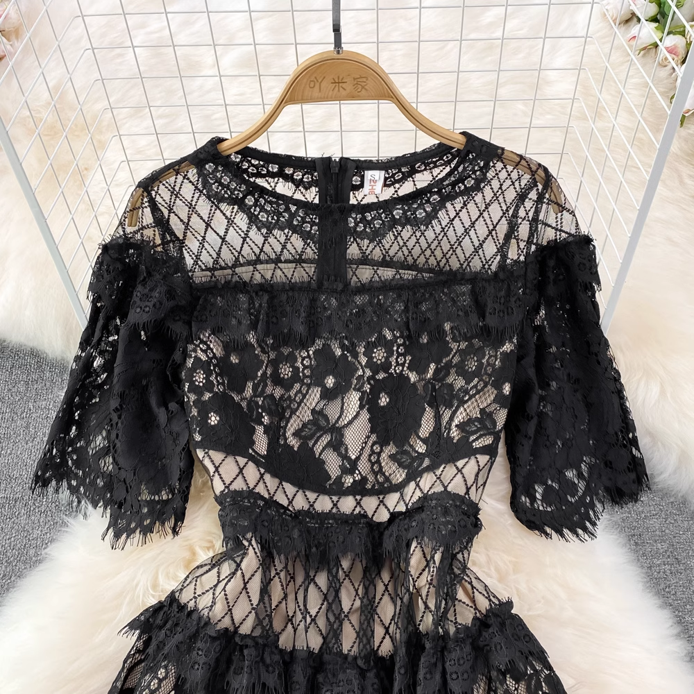 Elegant Hollow Round Neck A-Line Lace Dress for Women - Perfect for Weddings, Parties & Special Occasions