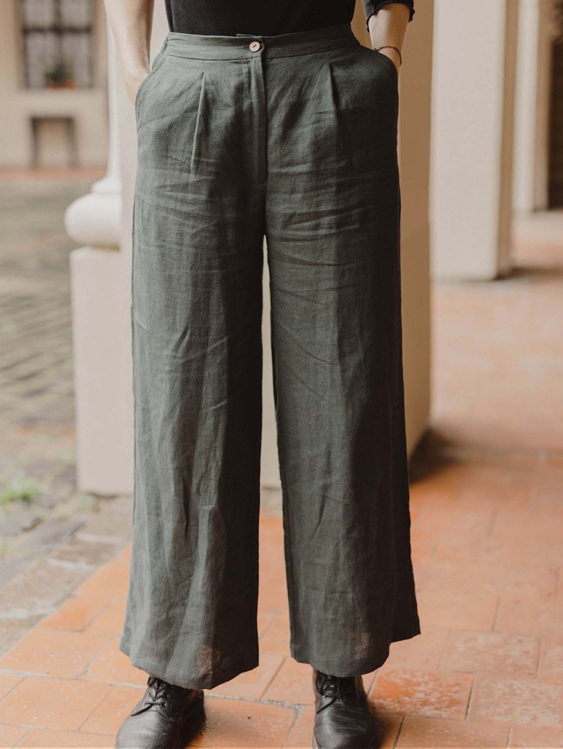 Stylish Women's Linen Pants by Iris - Breathable & Comfortable Summer Trousers in Multiple Colors | Perfect for Beach, Travel & Casual Wear