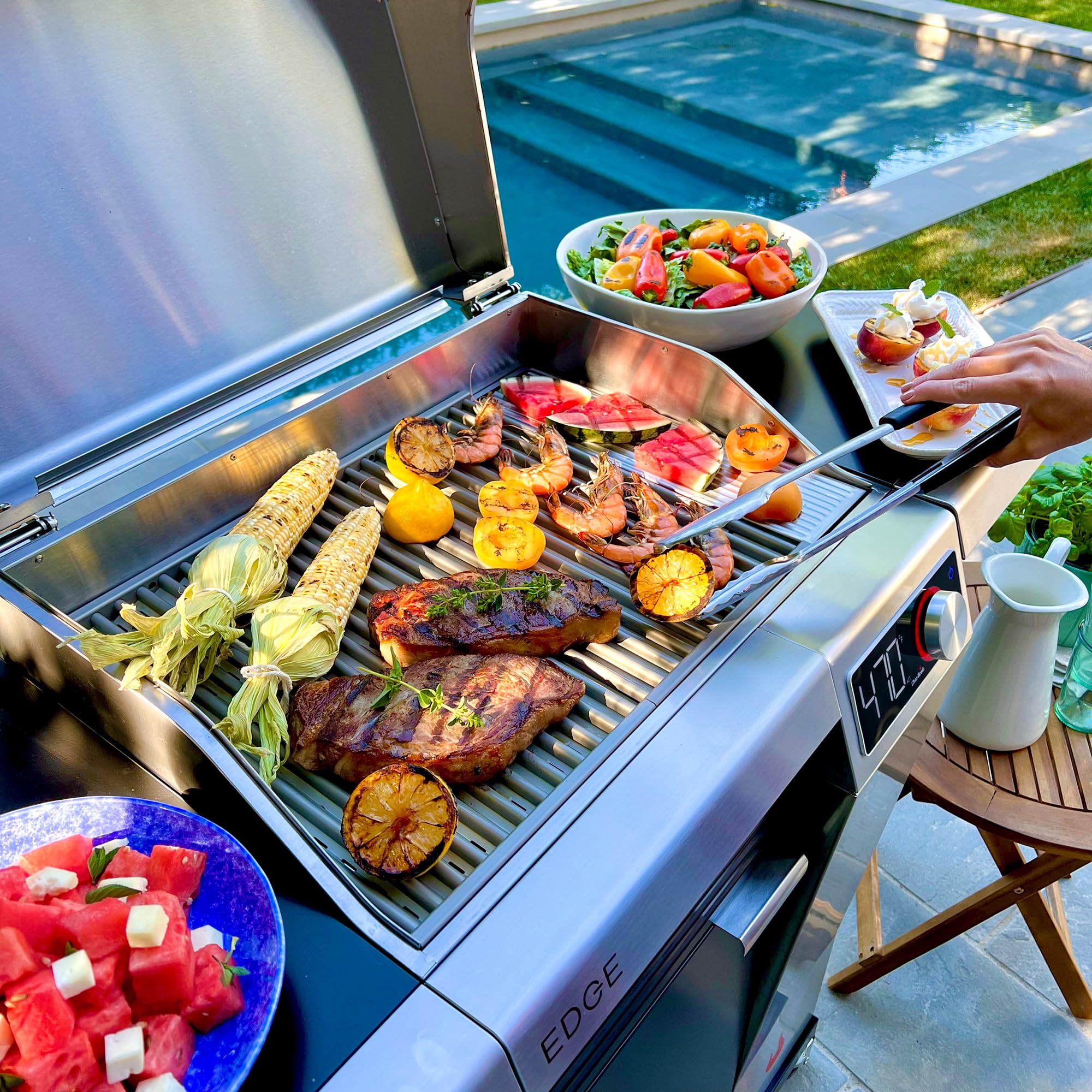 Char-Broil 22652143 Edge Electric Grill - Portable Outdoor Grill for Patio, Balcony & Camping - Perfect for BBQ, Tailgating & Small Spaces