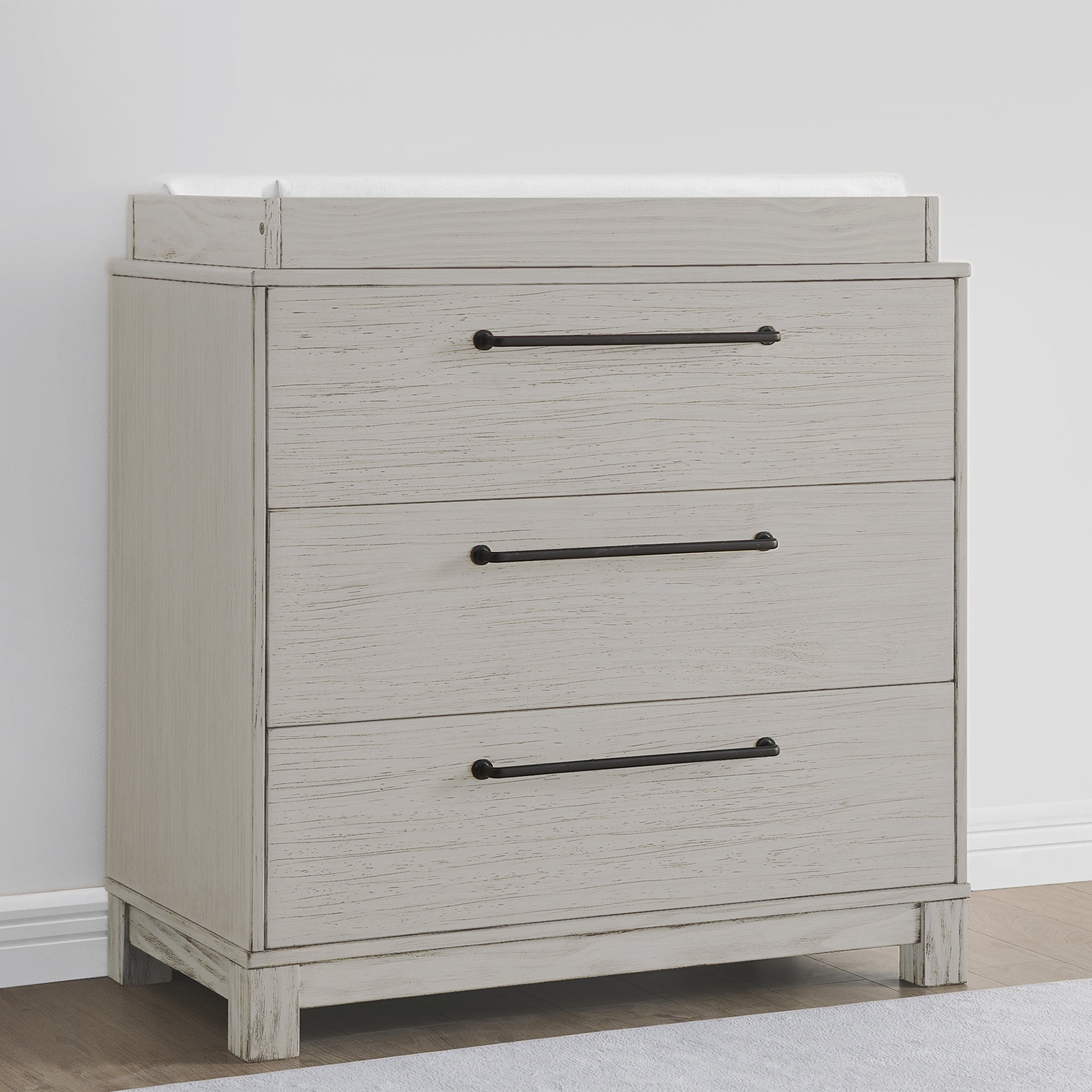 Rustic 3-Drawer Wooden Dresser with Interlocking Drawers - Perfect for Bedroom Storage & Farmhouse Decor