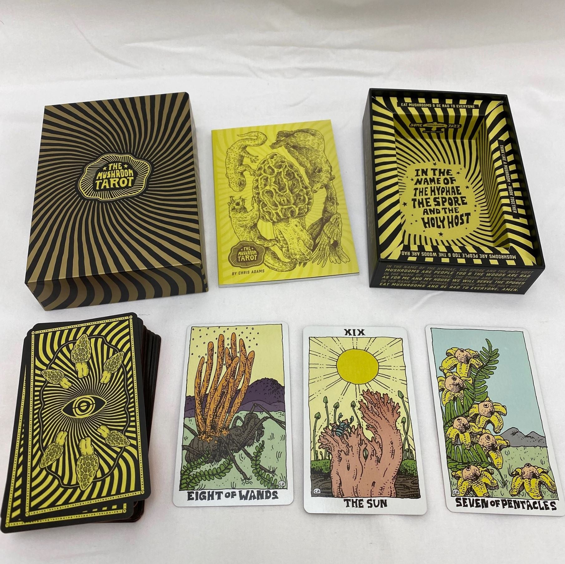 The Mushroom Tarot Deck - Unique Botanical Tarot Cards for Divination, Spiritual Guidance & Meditation - Perfect for Psychic Readings, Witchcraft & Gift Giving