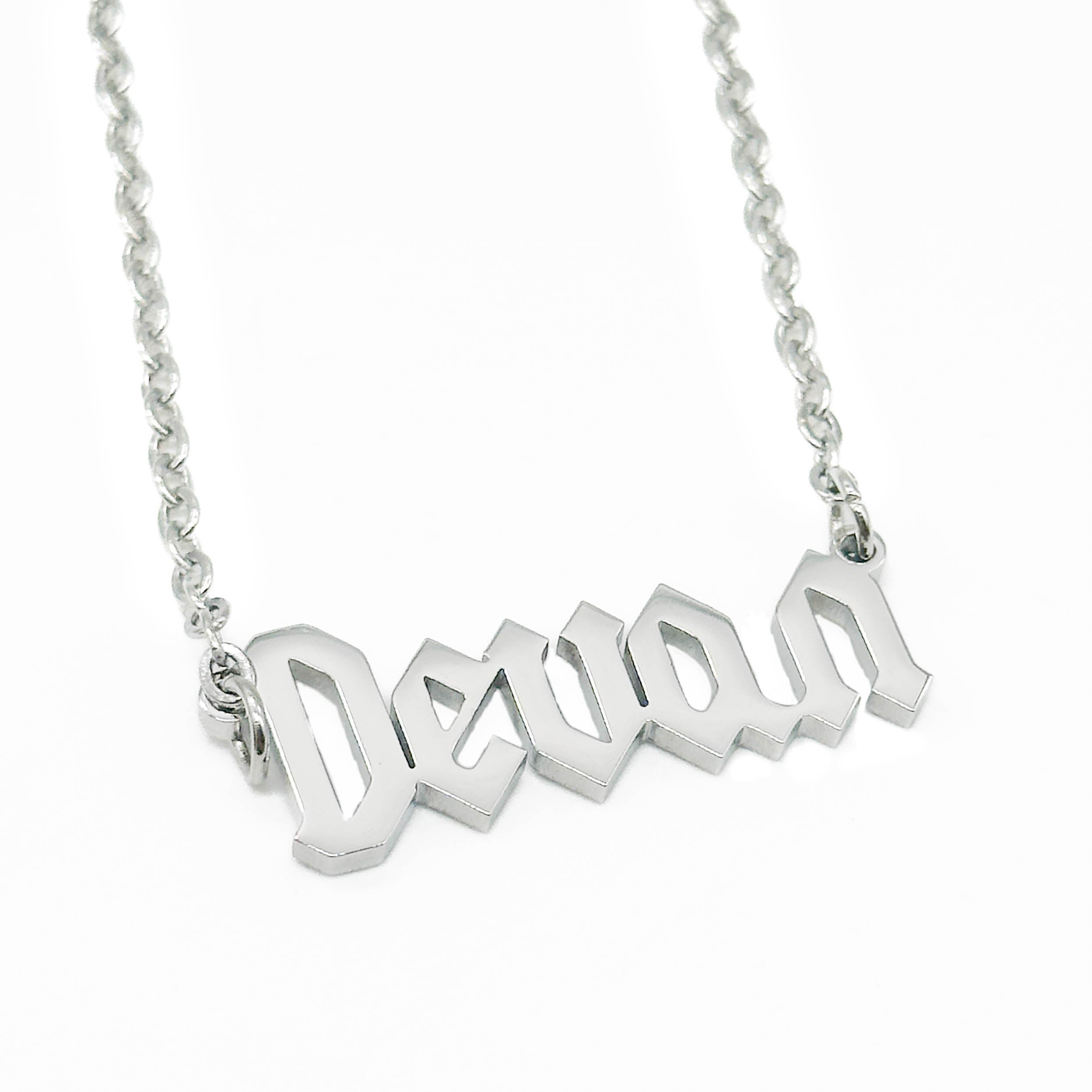 Personalized Rock 'N' Roll Name Necklace - Custom Music Jewelry for Women - Perfect Gift for Concerts, Music Festivals & Birthday Celebrations