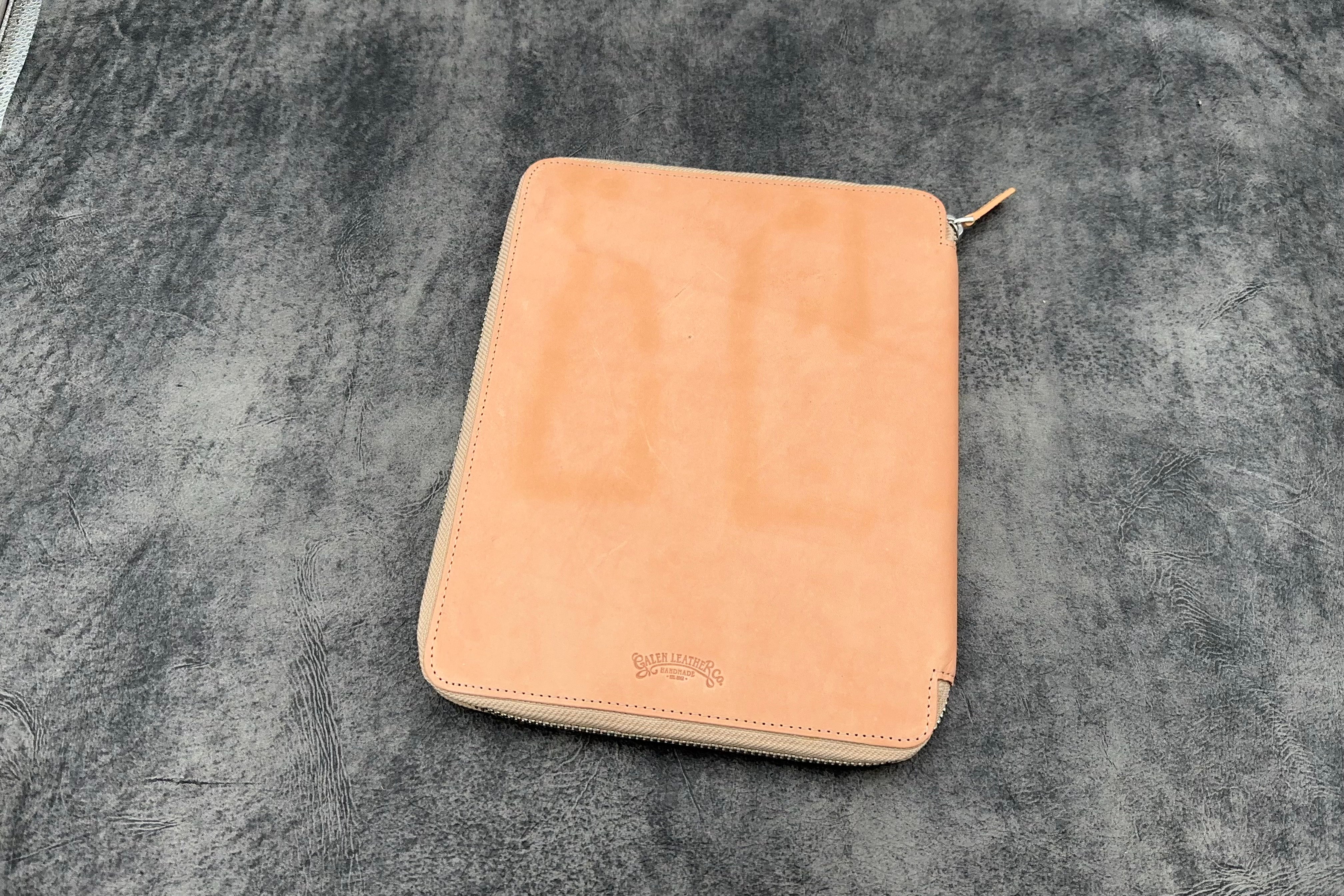 Premium Leather Zippered Notebook Cover - Fits Leuchtturm1917 B5 & Moleskine Extra Large - Multiple Color Options (409) - Perfect for Business Professionals, Students & Journaling Enthusiasts