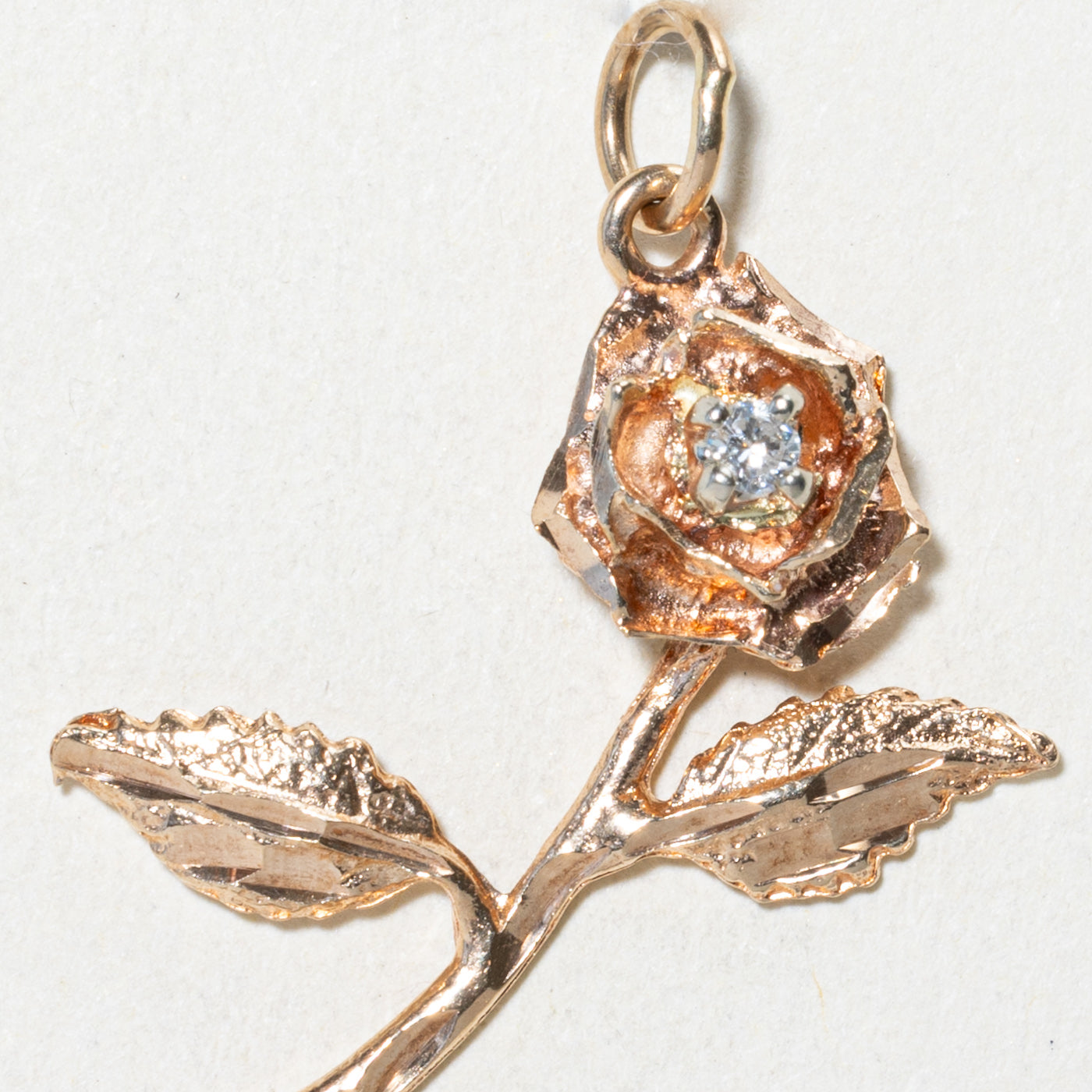 0.04ct Diamond Rose Pendant Necklace for Women - Elegant Rose Flower Jewelry Gift for Valentine's Day, Anniversary & Special Occasions