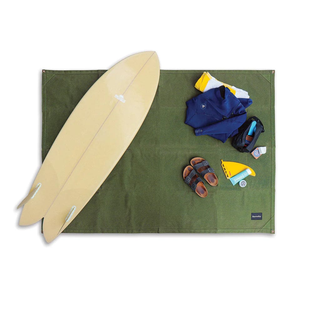 Barnaby Waitakere Green Picnic Mat - Waterproof Outdoor Blanket for Beach, Park, Camping & Picnics - Portable & Foldable Ground Cover