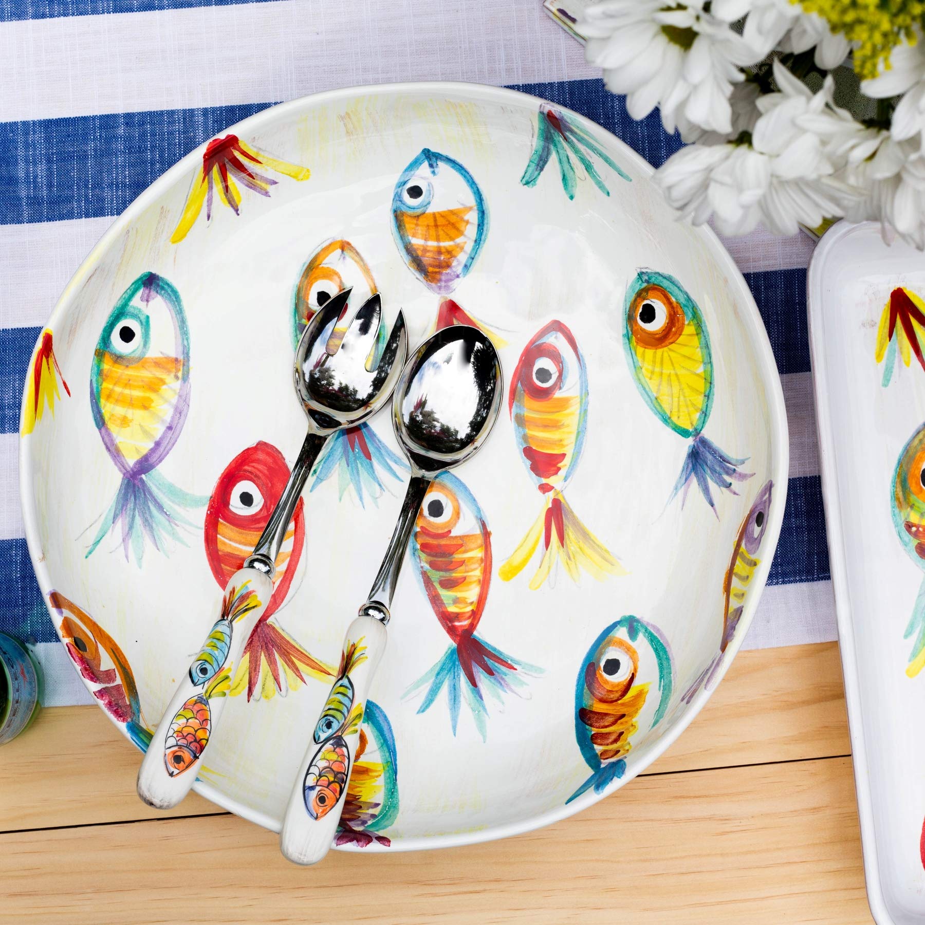 Vietri Pesci Colorati Shallow Bowl - Handcrafted Italian Ceramic Serving Dish for Dinner Parties | Elegant Appetizer & Dessert Bowl for Entertaining