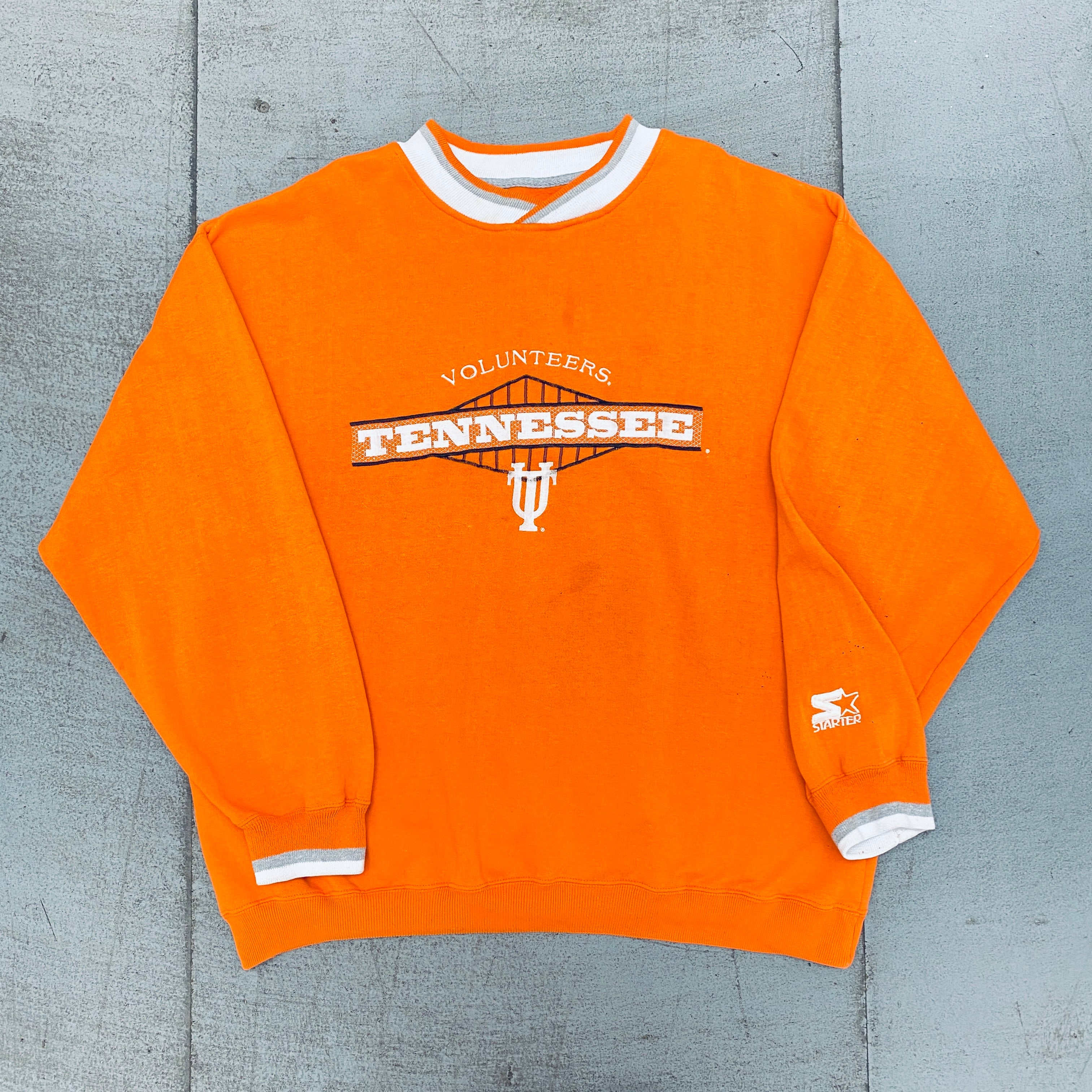 Vintage 1990s Tennessee Volunteers Embroidered Spellout Starter Sweatshirt - XL/XXL - Retro College Football Fan Apparel for Game Day & Casual Wear