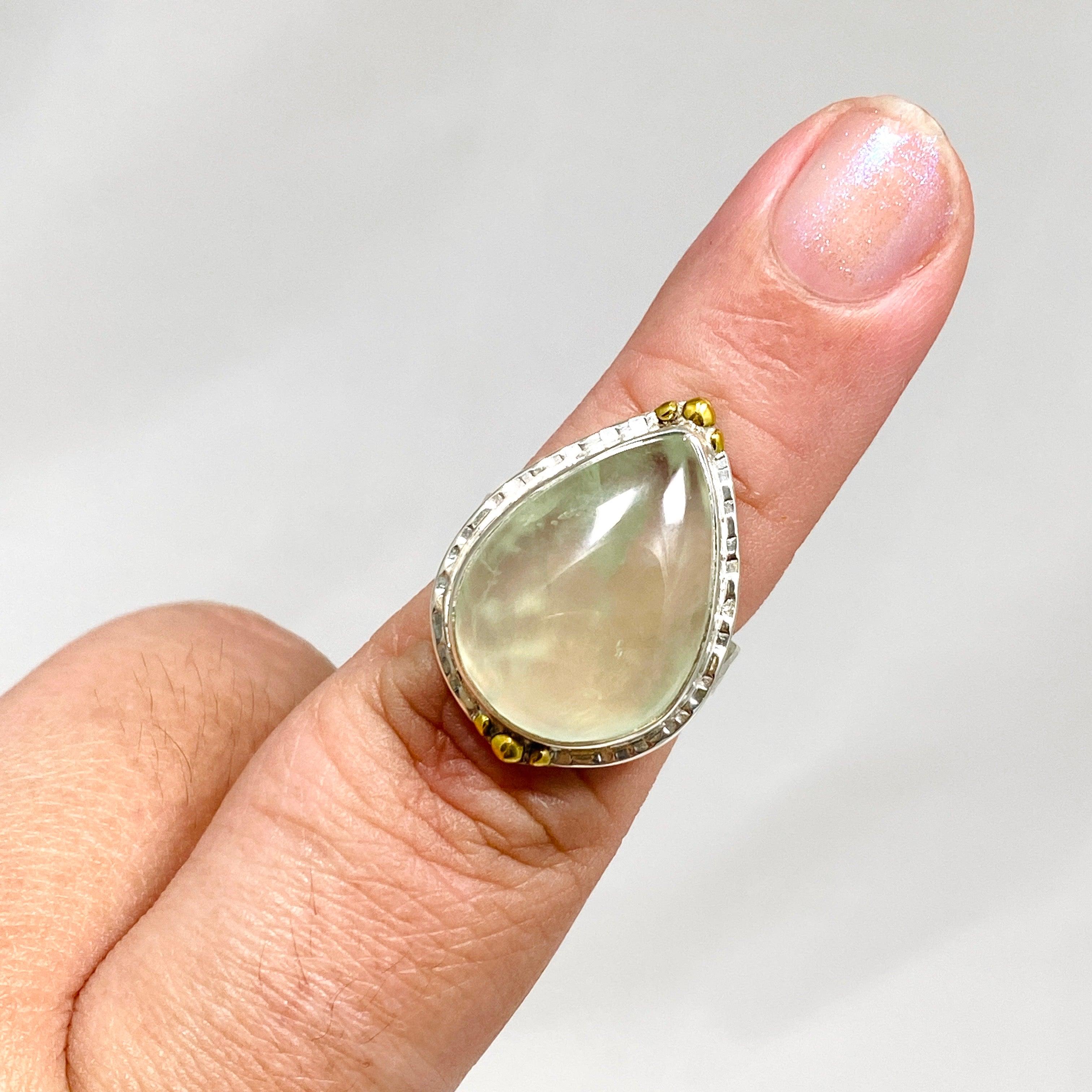 Prehnite Teardrop Hammered Band Ring with Brass Accents - Size 7 KRGJ3160 | Boho Chic Jewelry for Women, Perfect for Everyday Wear & Special Occasions