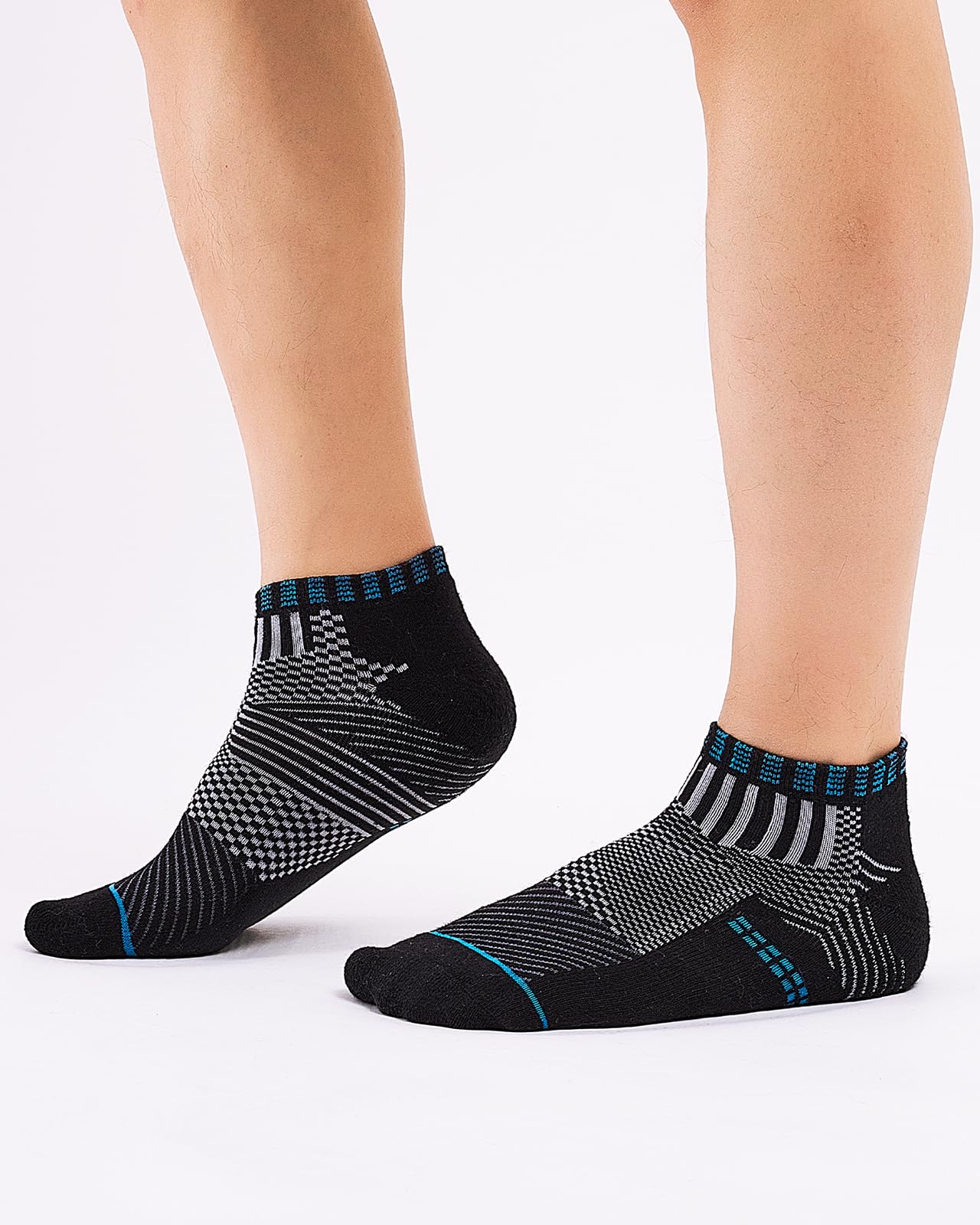 Men's Athletic Ankle Socks - 6 Pairs Cushioned Running Socks with Moisture-Wicking Technology - Breathable Low-Cut Cotton Socks for Sports, Gym & Everyday Wear