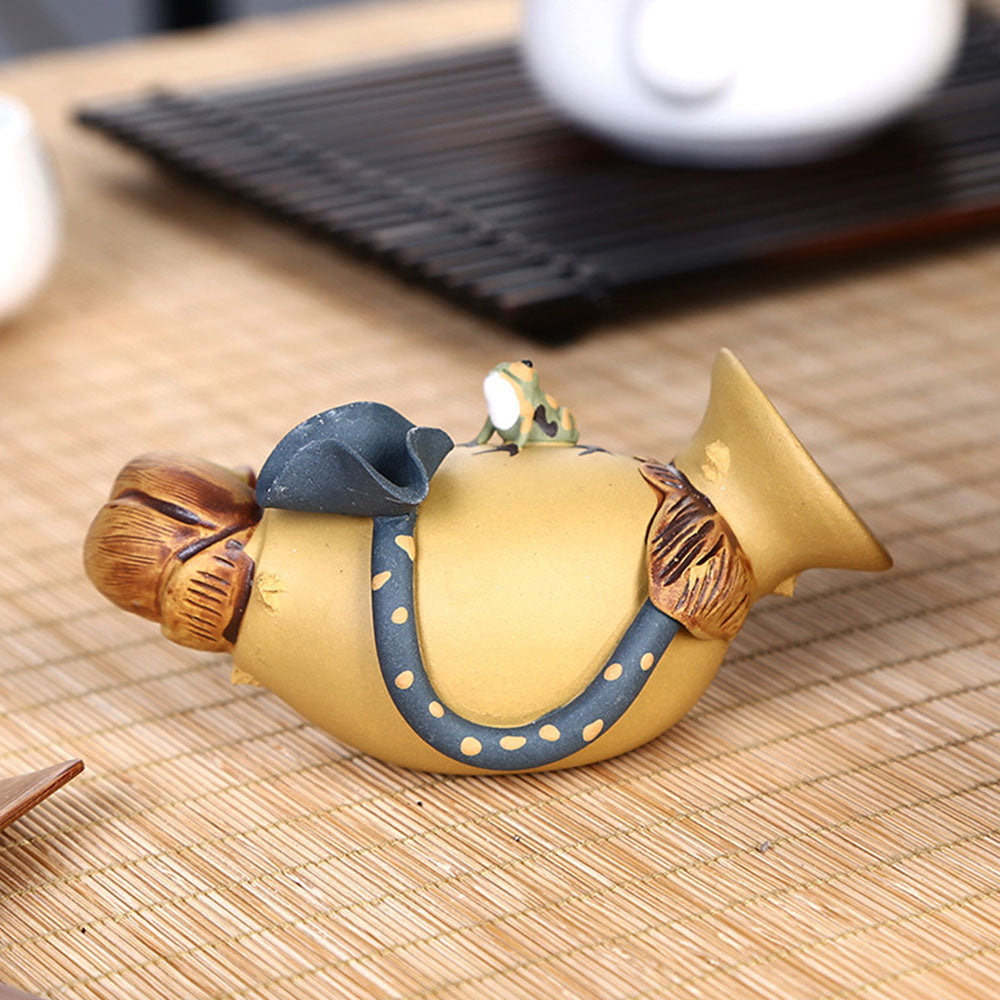Handmade Yixing Clay Lotus Root with Frog Tea Pet - Unique Chinese Tea Ceremony Accessory for Tea Lovers & Collectors - Perfect for Gongfu Tea Brewing, Home Decor, and Meditation Spaces