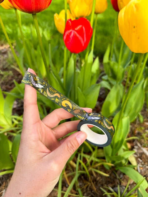Banana Slug Washi Tape - Decorative Japanese Paper Tape for Scrapbooking, Journaling, DIY Crafts & Bullet Journal Supplies - Perfect for Gift Wrapping, Planner Decor & Creative Projects