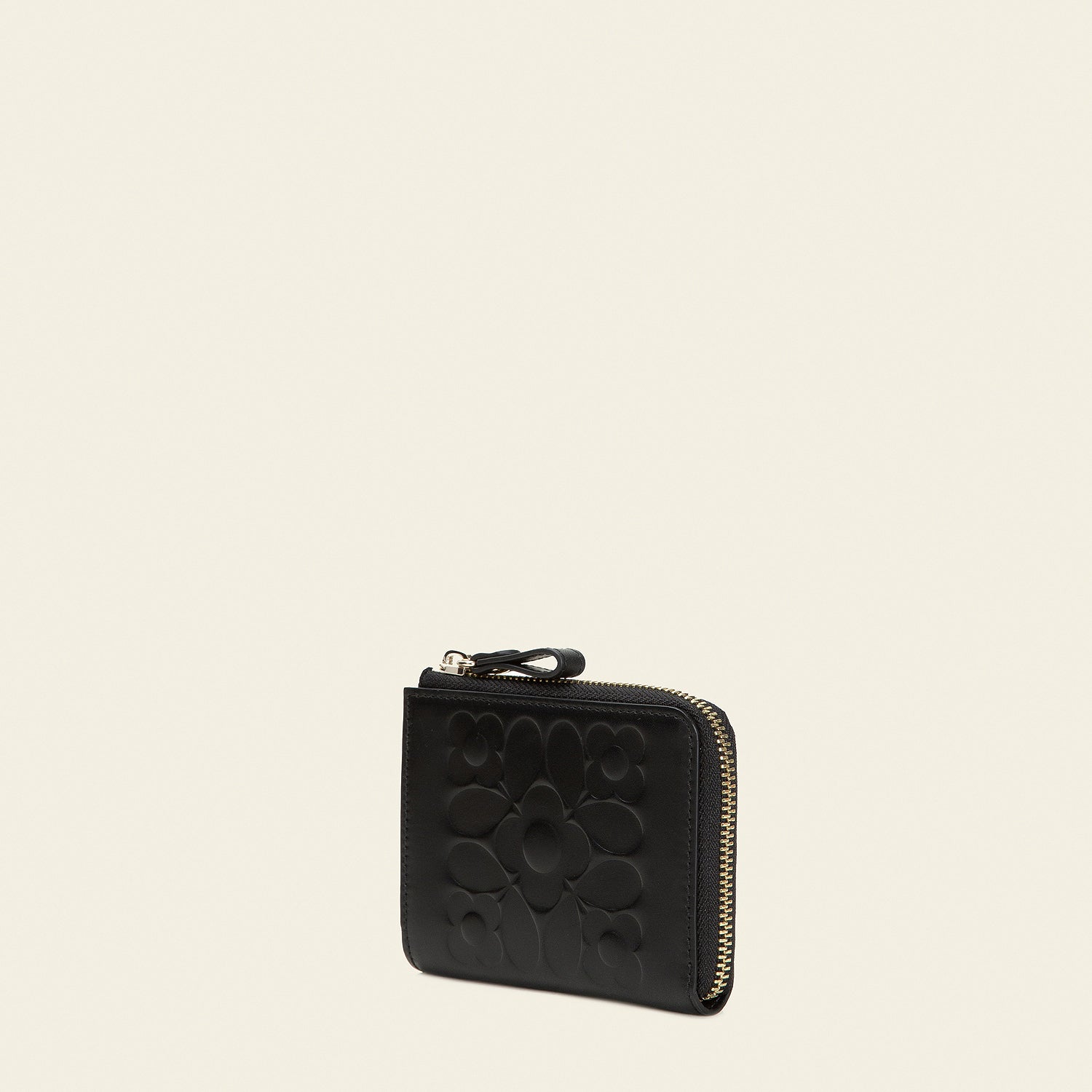 Carla Zip Purse for Women - Stylish Black Leather Wallet with Secure Zipper Closure - Perfect for Everyday Use, Travel & Shopping