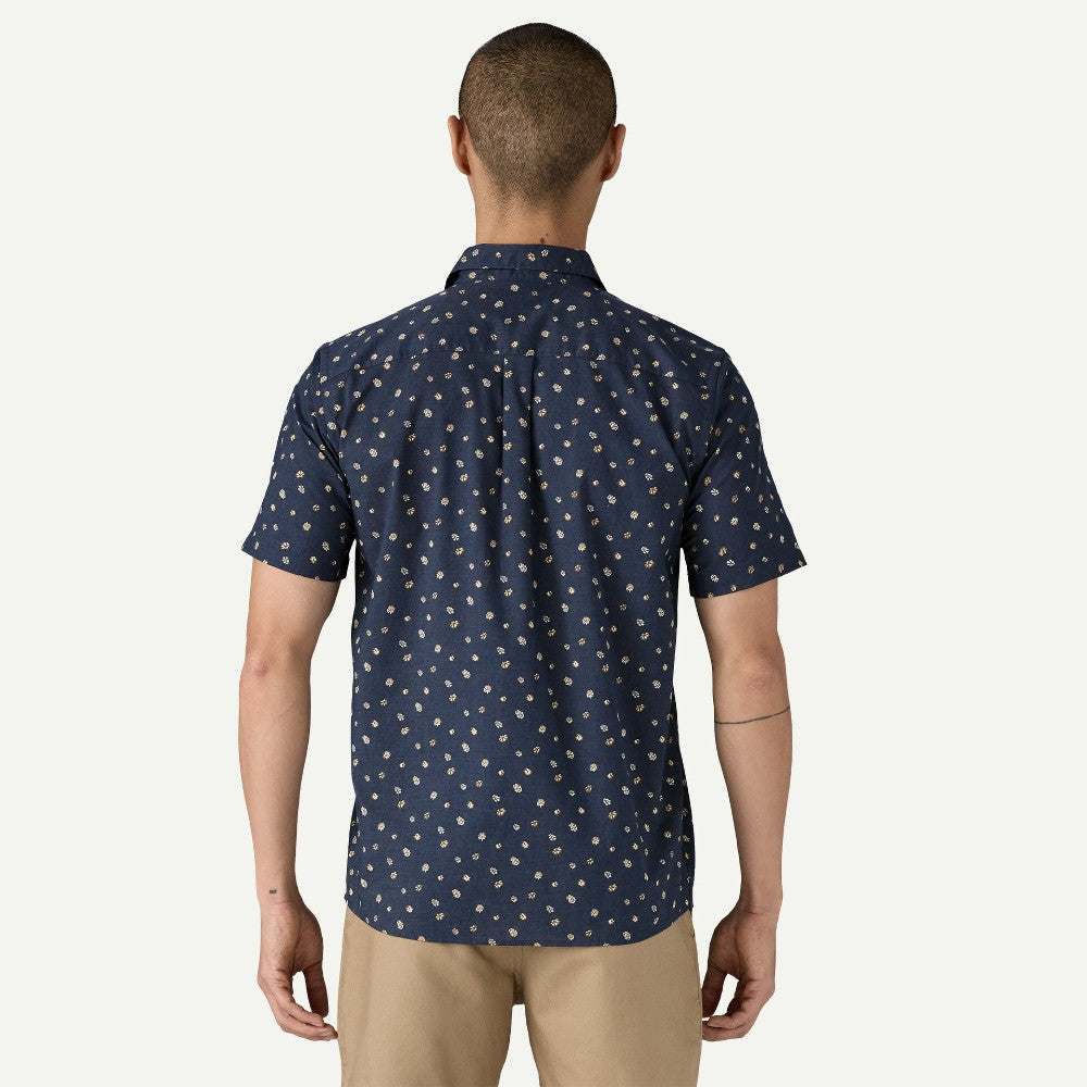 Patagonia Men's Go To Shirt - Lightweight Travel & Outdoor Button-Up Shirt for Hiking, Camping & Casual Wear