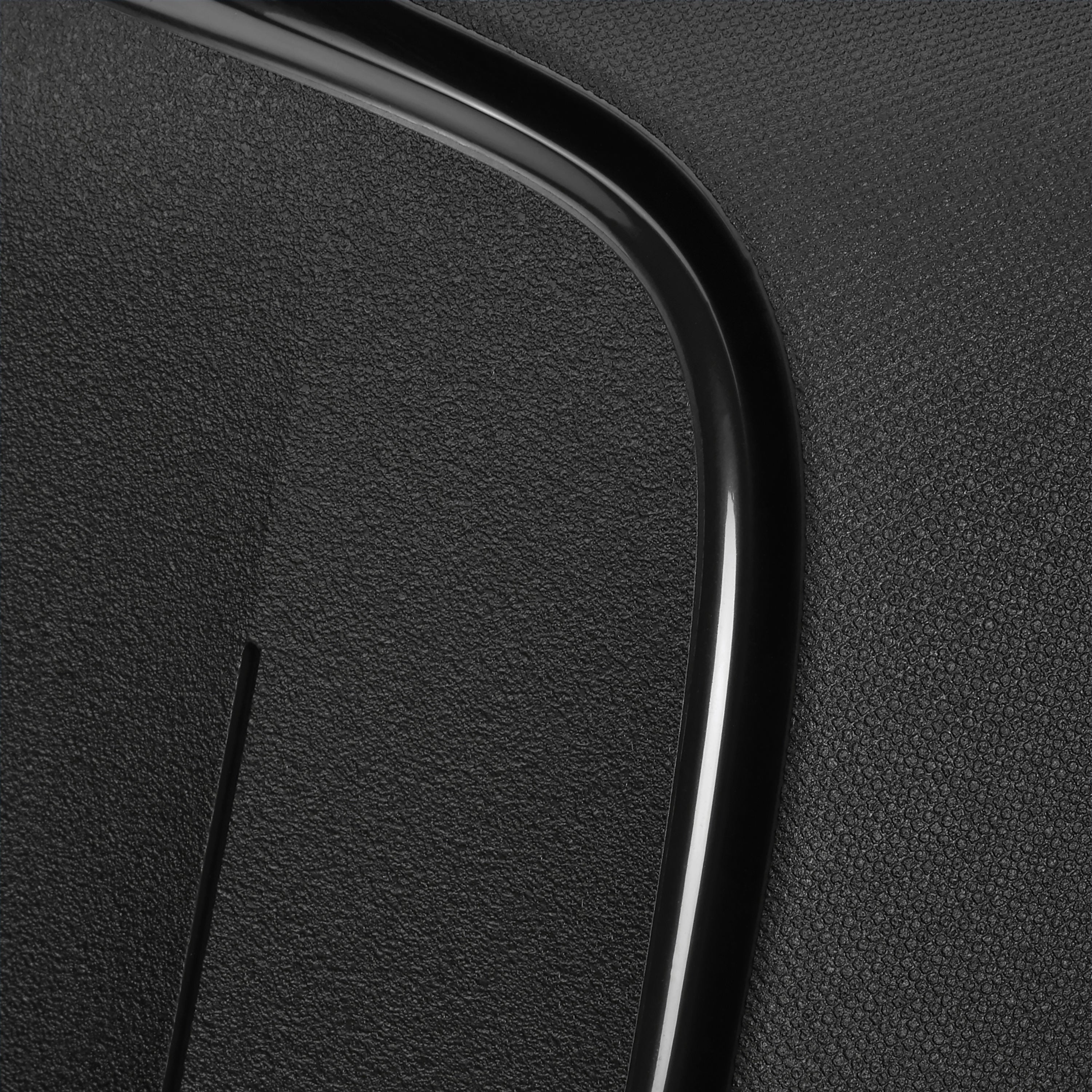 Samsonite Essens Spinner Medium Luggage - 28