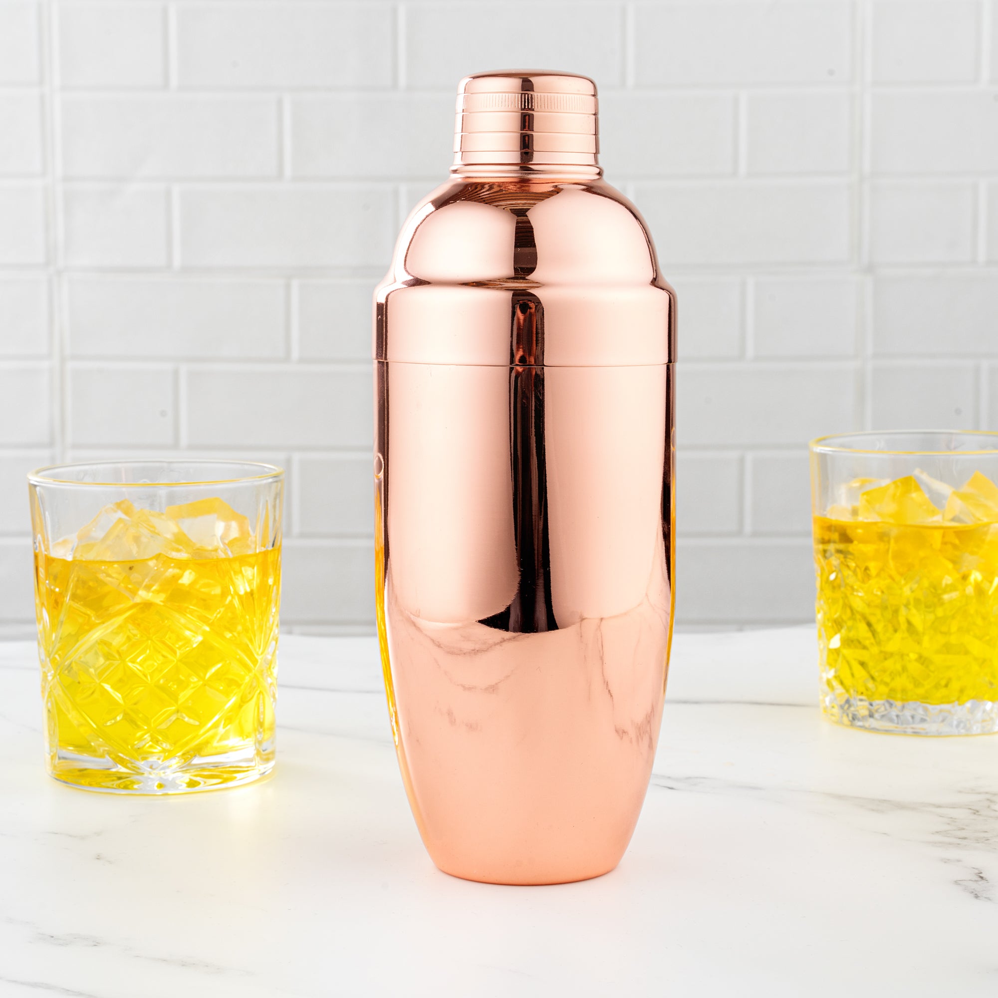 Bar Lux 24 oz Copper Plated Stainless Steel Cobbler Cocktail Shaker - 3.25