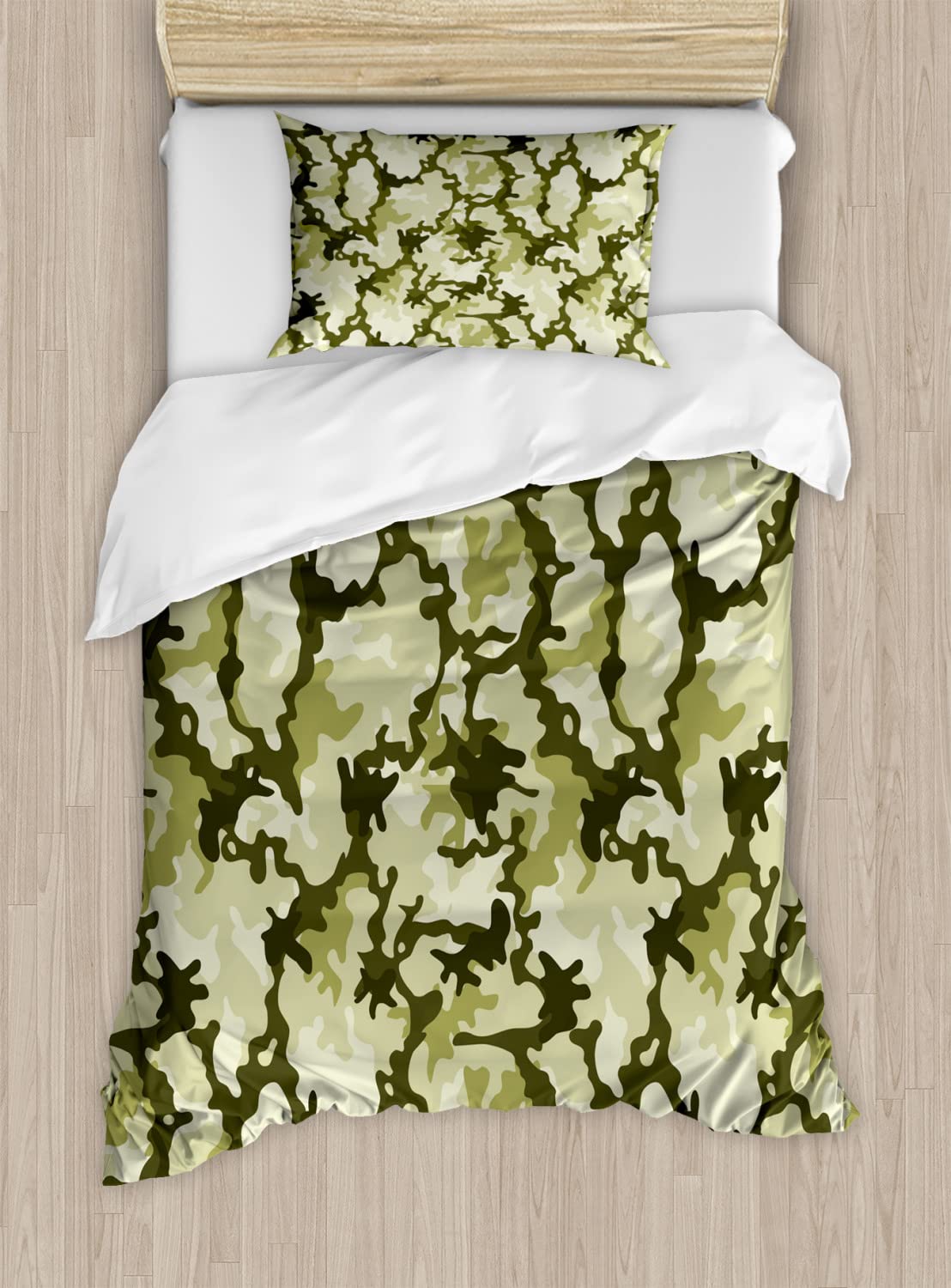 Ambesonne Camo Duvet Cover Set - Green Woodland Wild Nature Design Bedding Set with 2 Duvet Covers & 4 Pillowcases, King Size 2-Pack in Pale & Dark Green | Perfect for Hunting Lodge, Cabin Decor or Outdoor Enthusiast Bedroom