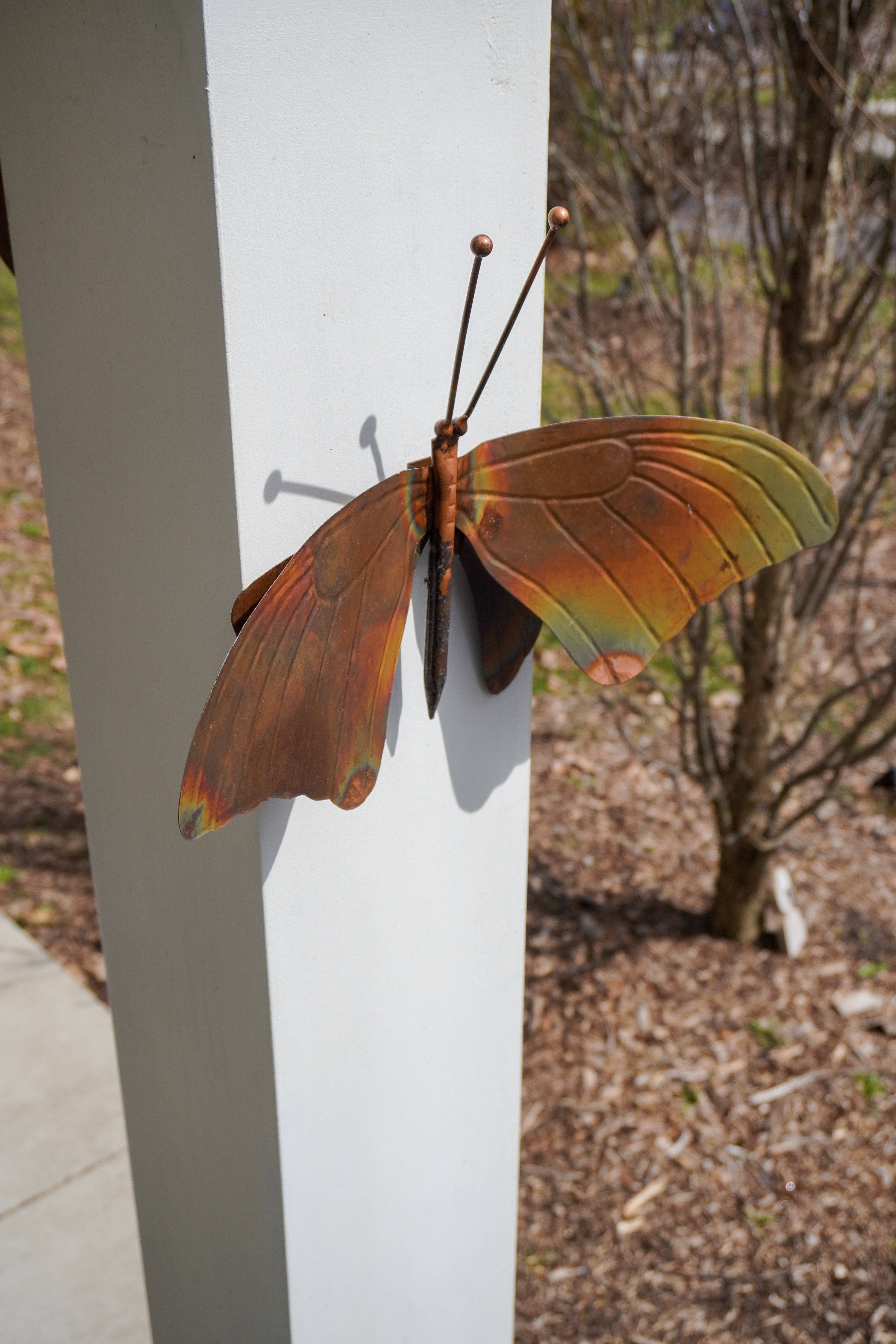 Hanging Butterfly Decor - Elegant Wall Art for Home & Garden - Perfect for Bedroom, Living Room, and Outdoor Spaces