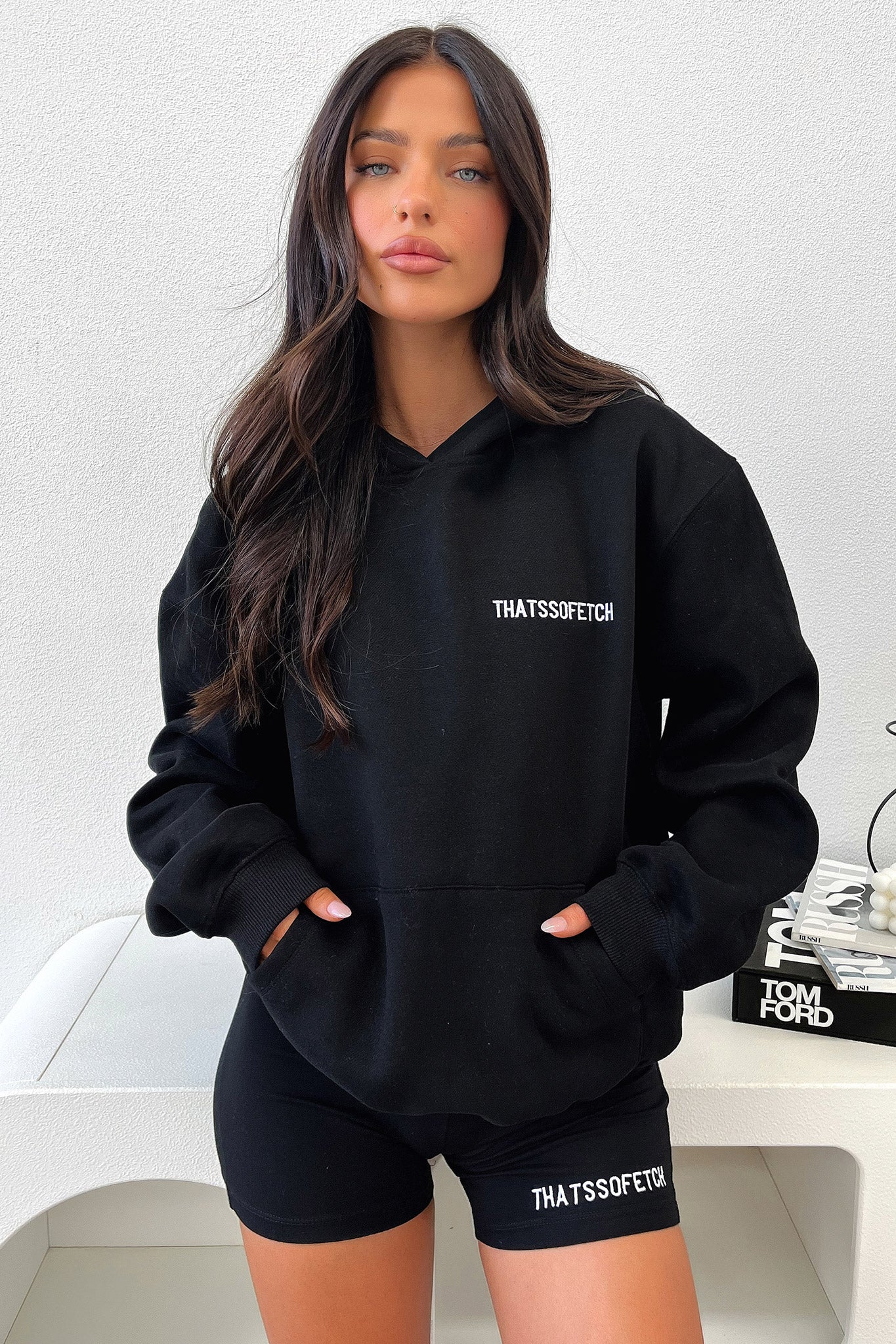 Jaska Hoodie for Men & Women - Soft & Comfortable Black Pullover Sweatshirt | Perfect for Casual Wear, Gym, and Outdoor Activities