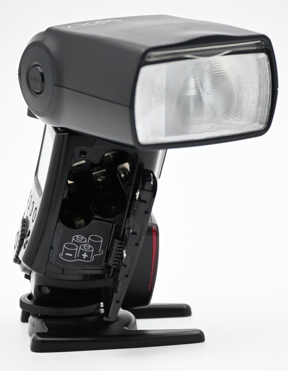 Used Canon 580EX Speedlite Flash for DSLR Cameras - Perfect for Wedding, Portrait & Event Photography