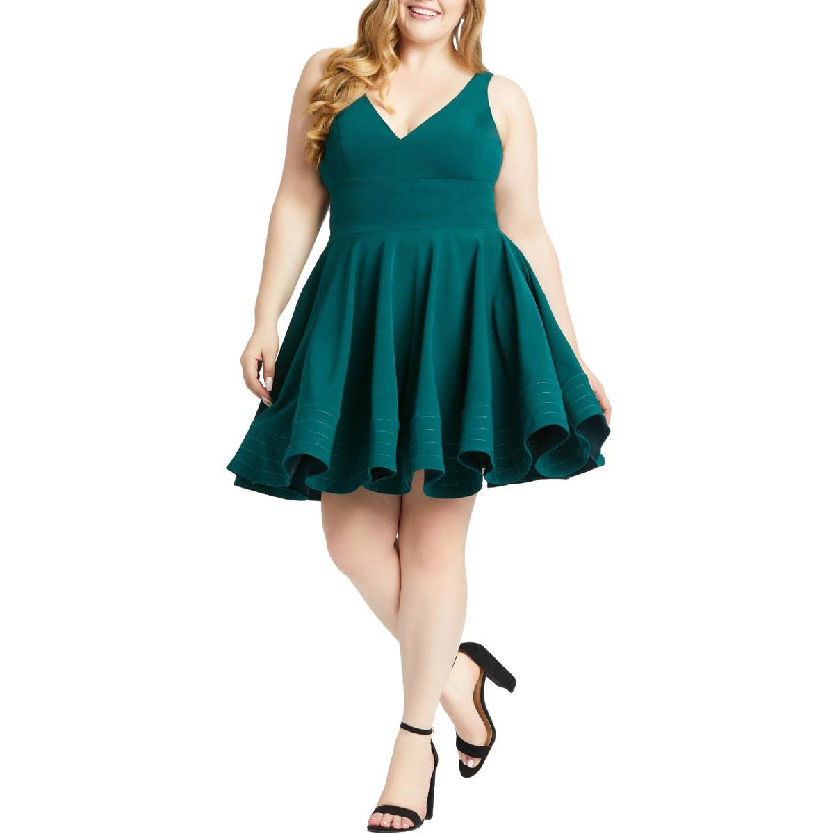 Mac Duggal Women's Plus Size Sleeveless V-Neck Fit & Flare Mini Dress - Elegant Cocktail Party & Wedding Guest Outfit