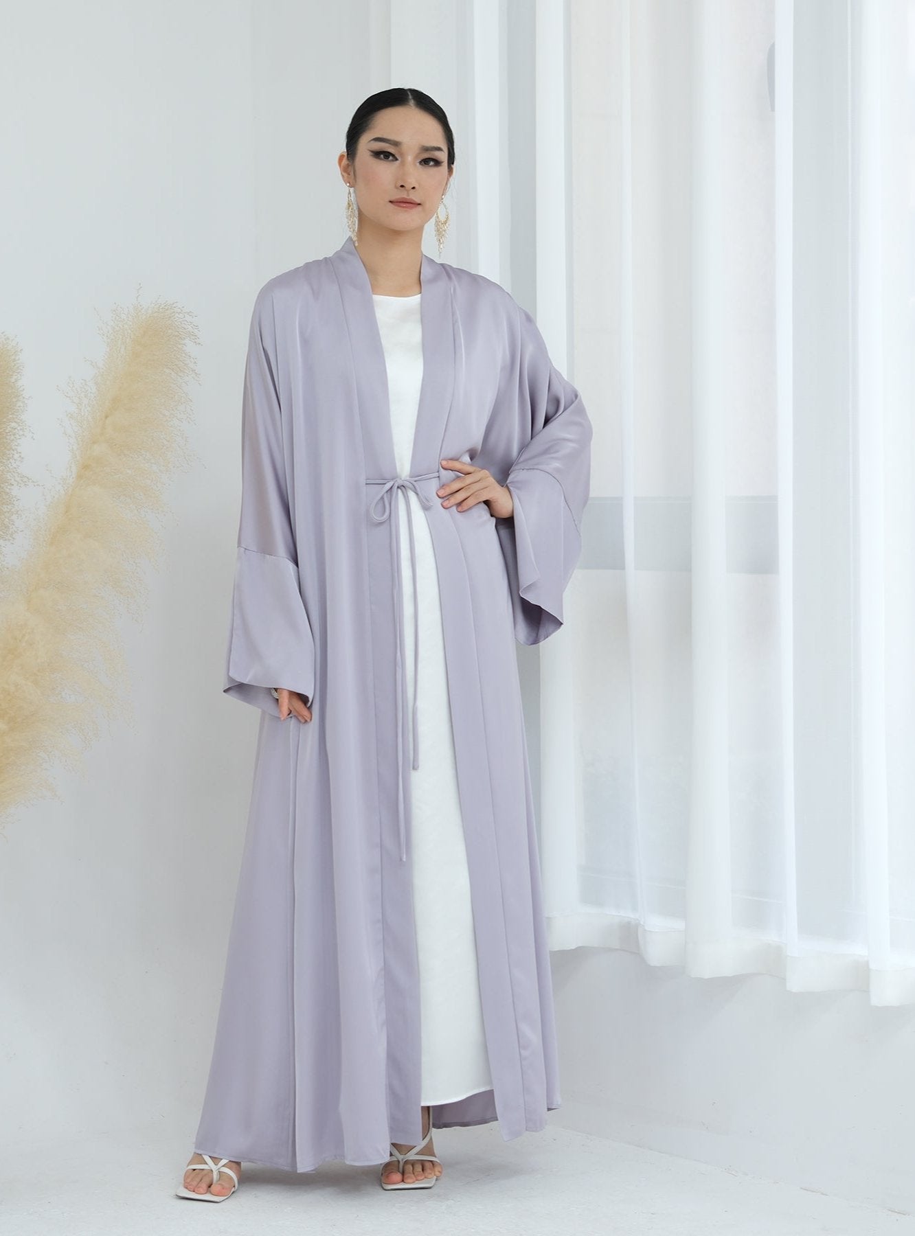 Lavinia Satin Open Abaya - Elegant Muslim Prayer Dress in Soft Lavender | Perfect for Prayer, Mosque, and Special Occasions