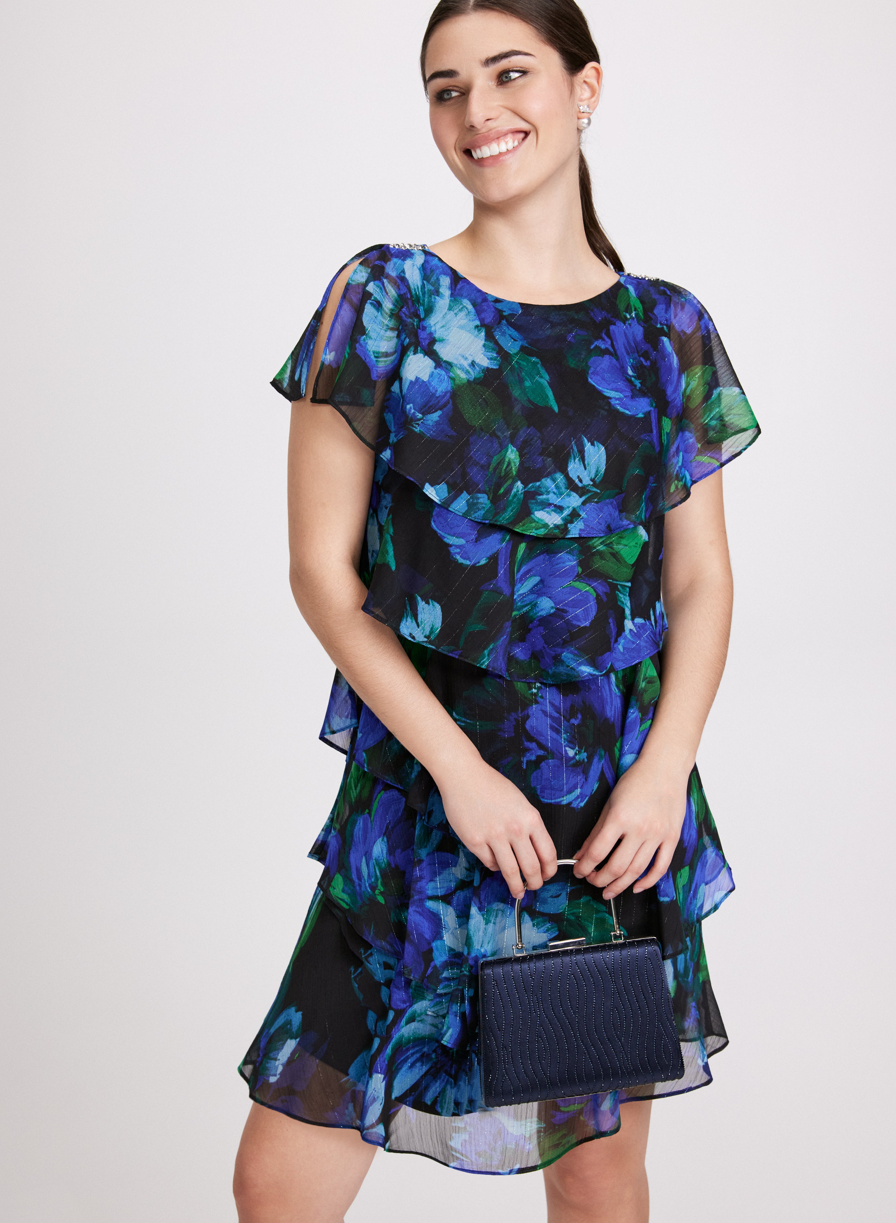 Elegant Floral Chiffon Dress for Women - Summer Boho Maxi Dress with V-Neck & Flowy Sleeves - Perfect for Beach Vacations, Weddings & Date Nights