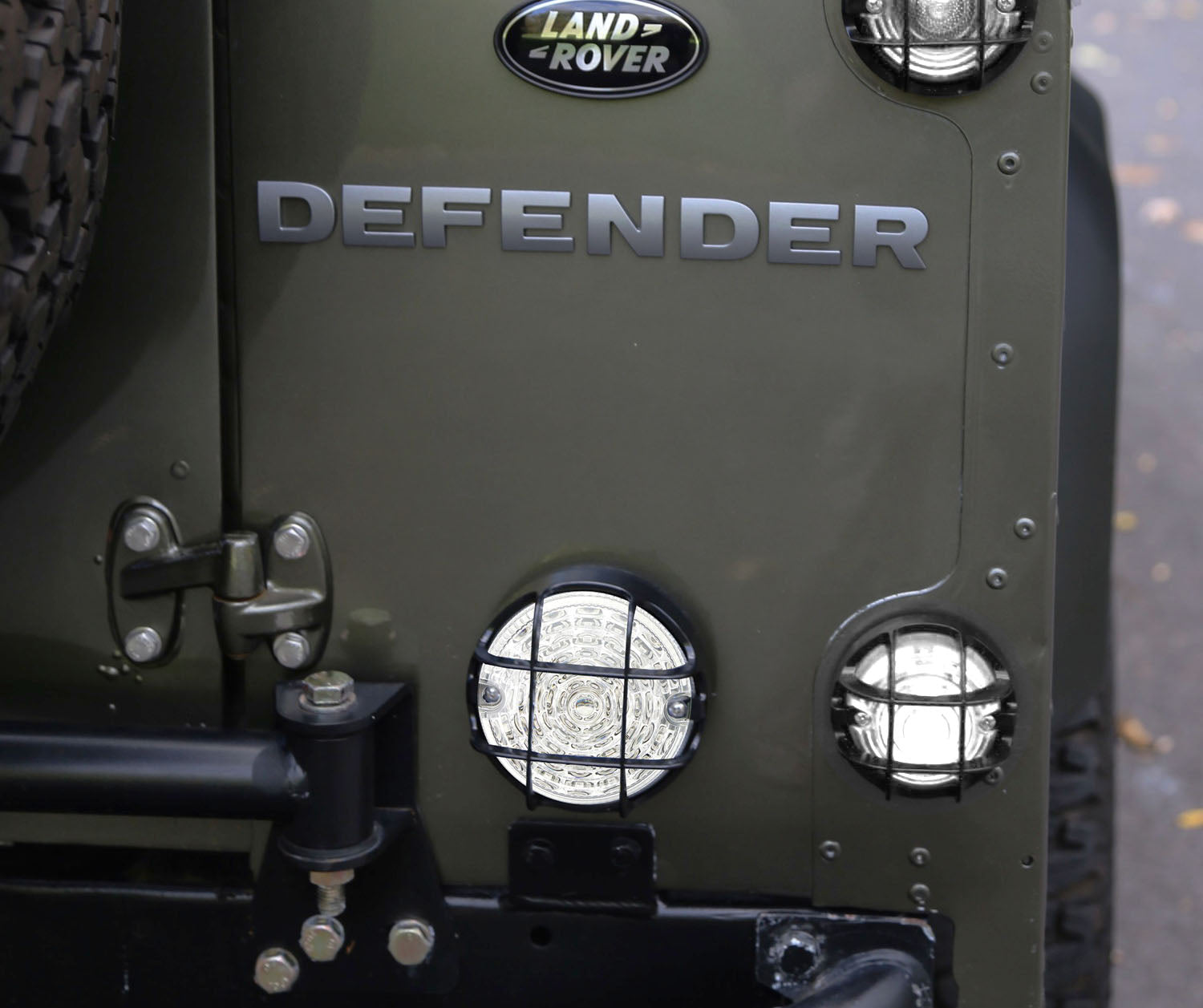 95mm NAS Style Clear Lens Full LED Headlight Upgrade Kit for Land Rover Defender LD - Off-Road & Night Driving Enhancement