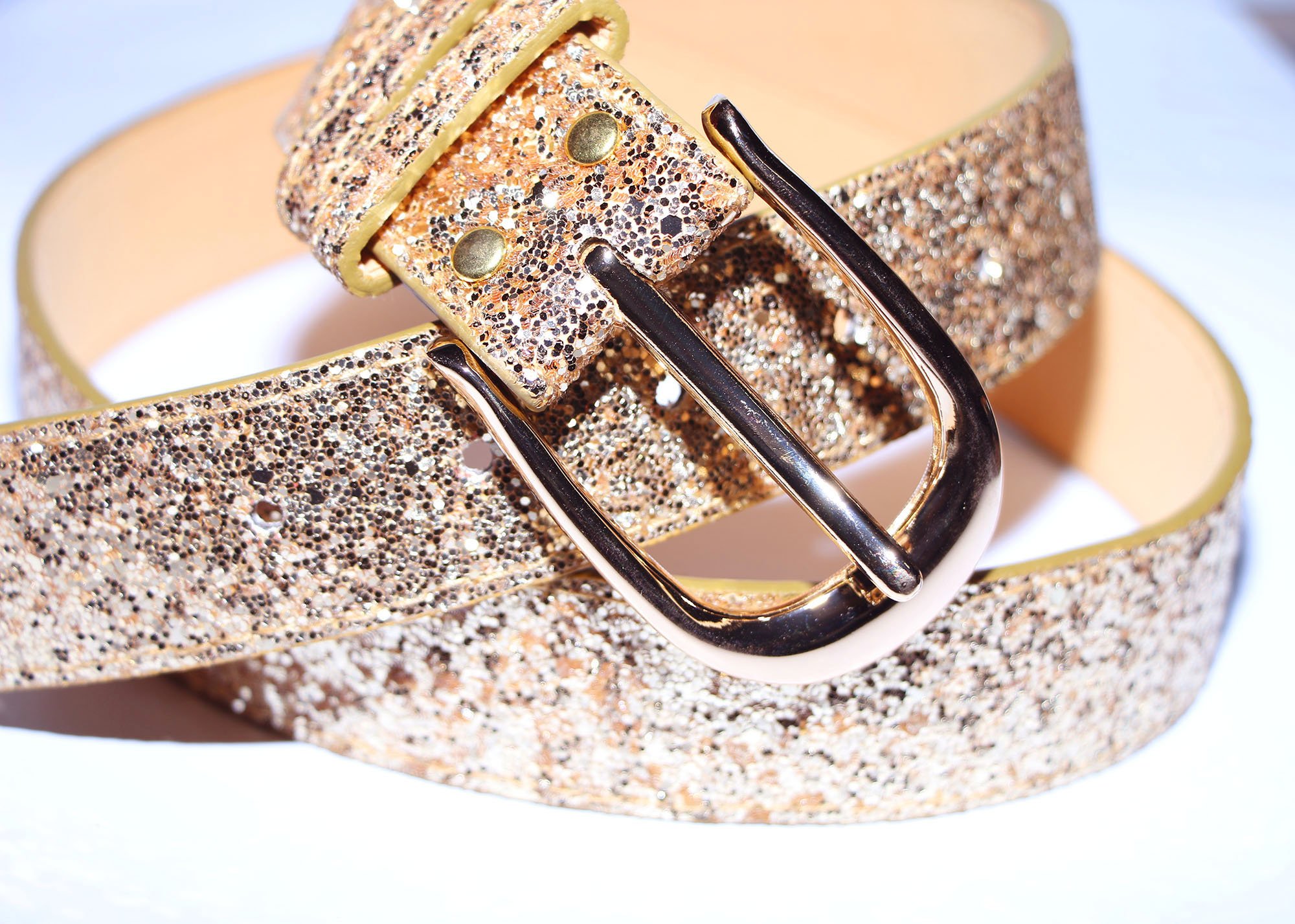 Sequin Studded Women's Leather Belts for Jeans with Gold Buckle - Fashion Waist Belt for Women, Stylish Accessory for Denim, Pants & Dresses | Perfect for Casual Outfits, Parties & Special Occasions
