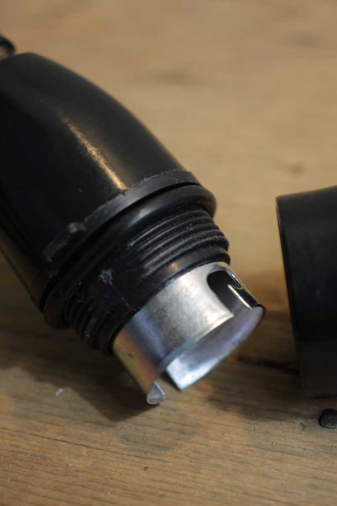 IP Rated Batten Holder Light B22 Lamp Holder - Waterproof & Durable for Indoor/Outdoor Lighting - Perfect for Garages, Sheds & Patios