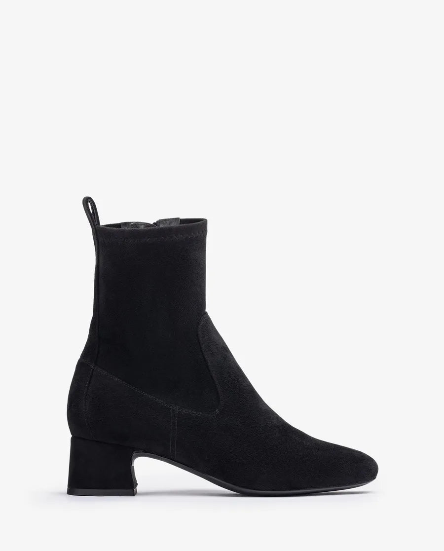 UNISA Black Suede Ankle Boots for Women - Comfortable Low Heel Chelsea Boots - Stylish Winter & Fall Fashion Footwear - Perfect for Office, Dating & Casual Outings
